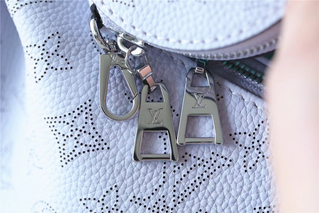 BAIA Medium Handbag - Bag 6