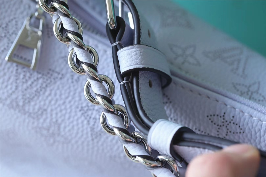 BAIA Medium Handbag - Bag 7