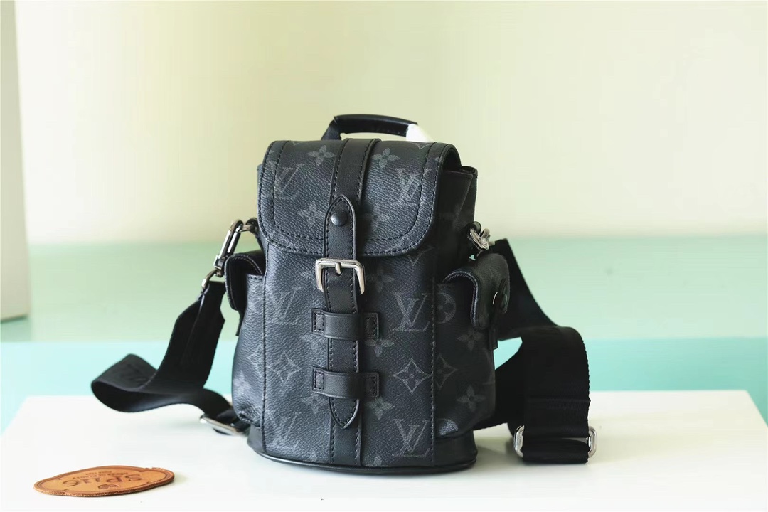 LV men's bag mini backpack series Autumn and winter new NANO CHRISTOPHER handbag This Nano Christopher handbag cleverly condenses the essence of