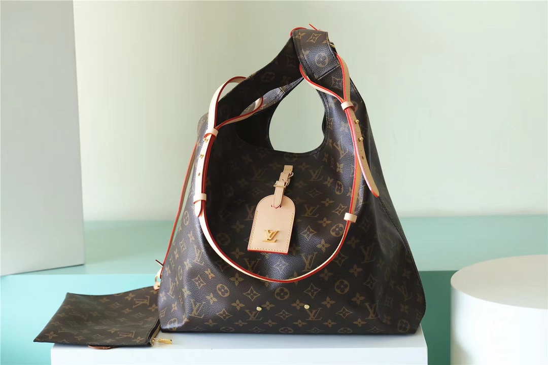 Louis Vuitton 23 new products are officially on sale for the first time. M46817 ATLANTIS large handbag m46816 small Monogram presbyopia captures