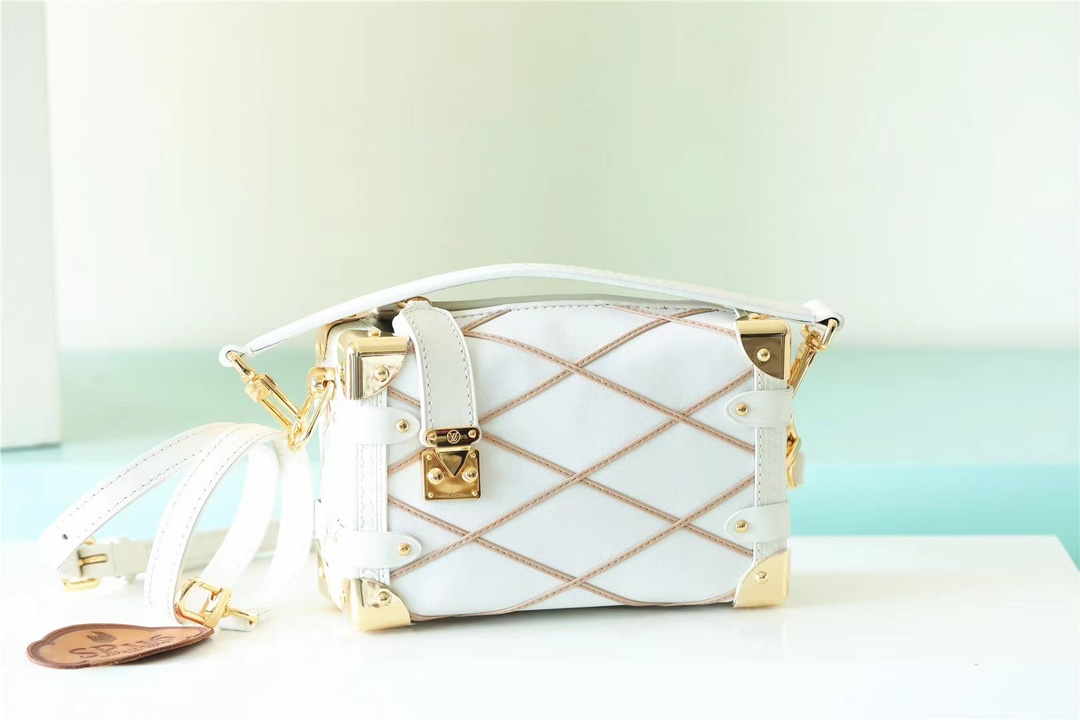 Louis Vuitton White trumpet 24 new products launched