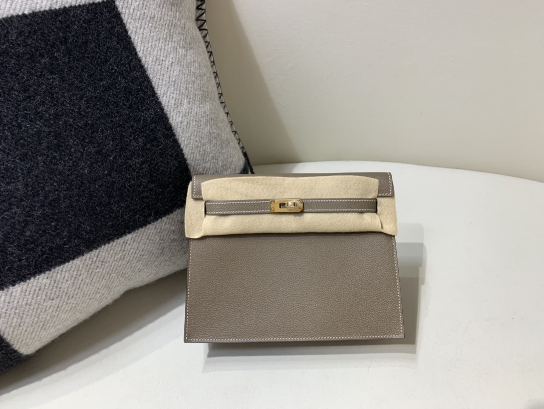 Hermes Kelly Torebki Torby typu crossbody i na ramię Słoń szary Szary Złoty sprzęt