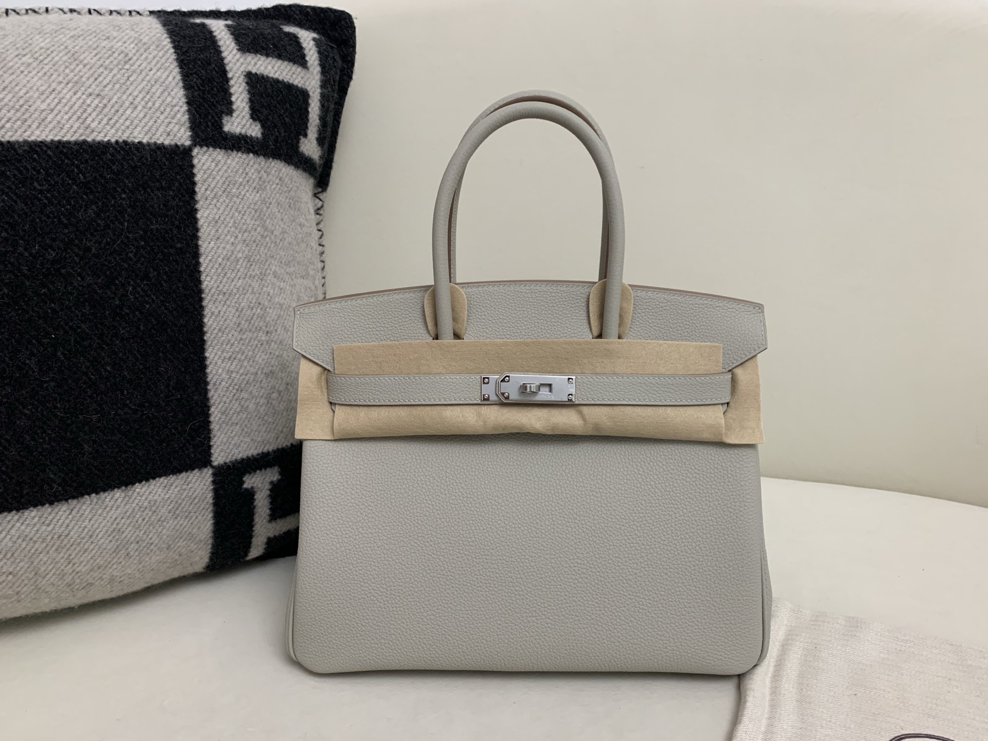 NO:699168,birkin30cm silver buckle German togo 80 pearl gray top pure hand, Hermes, hermes, Hermes,19860909birkin30cm 银扣 德国togo 80珍珠灰 顶级纯手,爱马仕,hermes,Hermes,,Bag