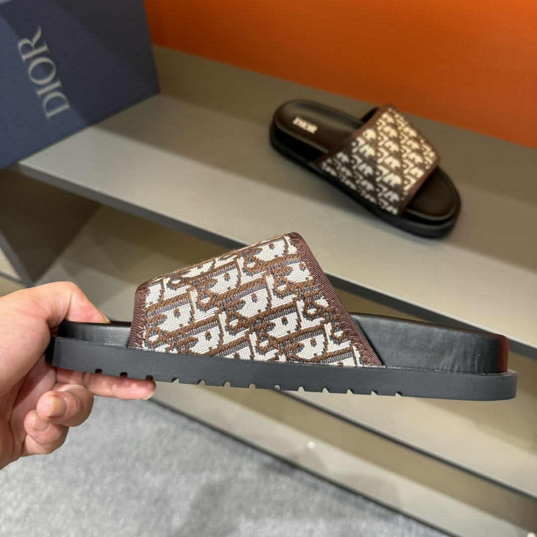 [DIOR] P: Talla: 38-45 Chanclas de verano para hombre de alta gama Dior, con empeine electrobordado 