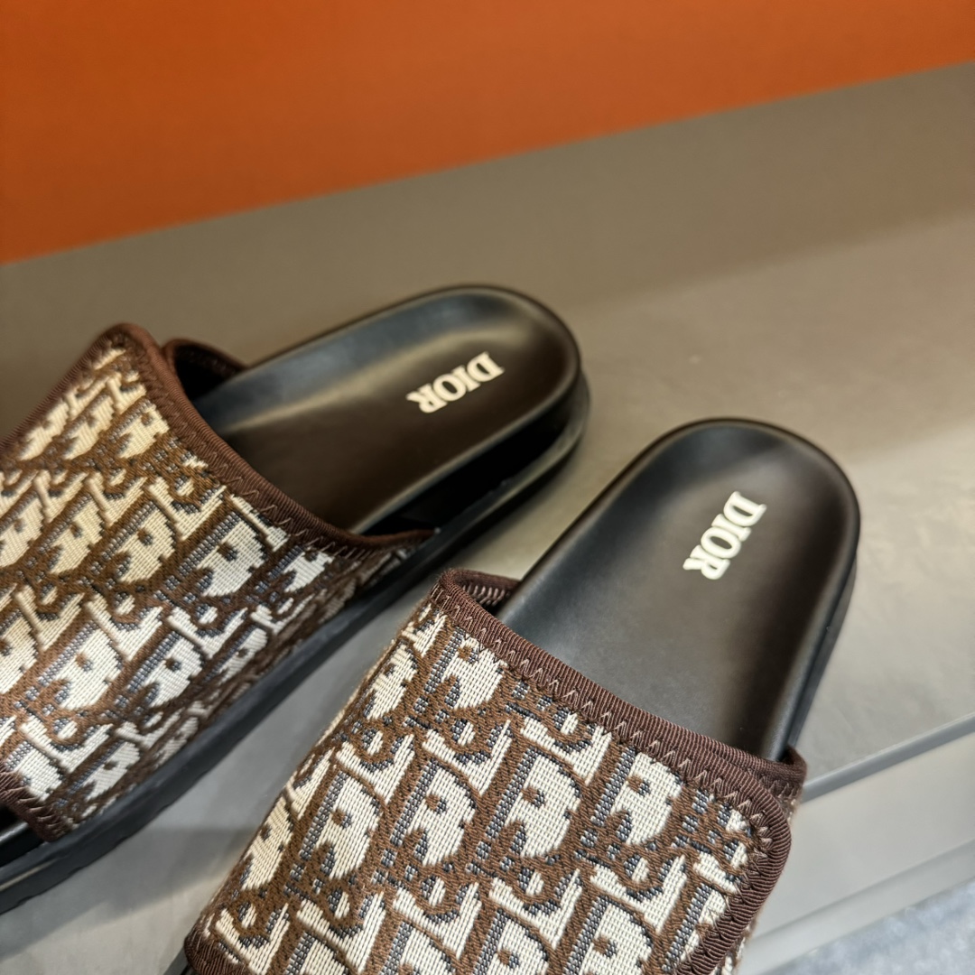 [DIOR] P: Talla: 38-45 Chanclas de verano para hombre de alta gama Dior, con empeine electrobordado 