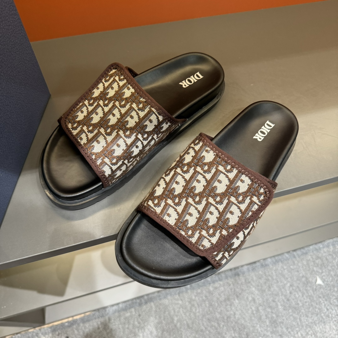 [DIOR] P: Talla: 38-45 Chanclas de verano para hombre de alta gama Dior, con empeine electrobordado 