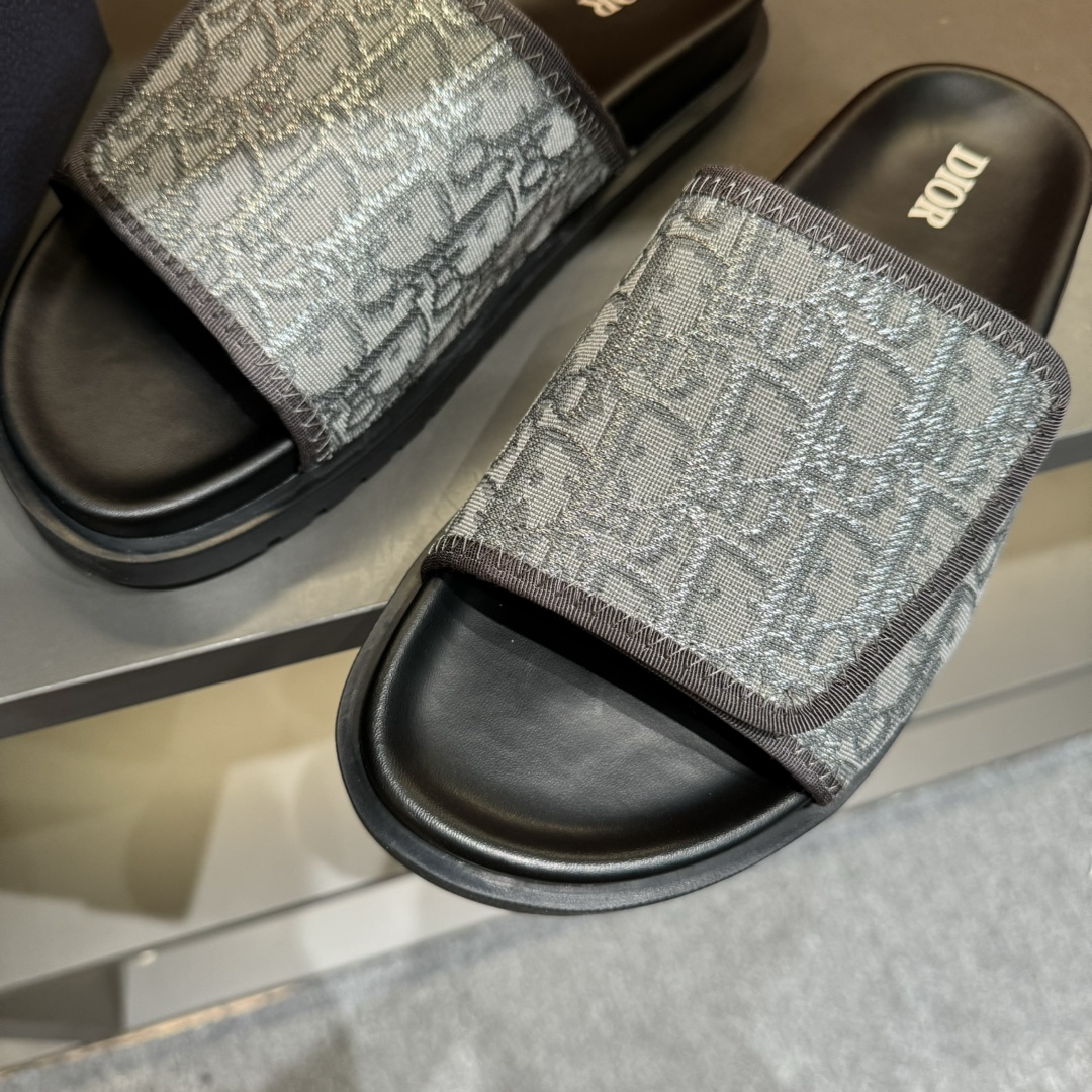 [DIOR] P: Talla: 38-45 Chanclas de verano para hombre de alta gama Dior, con empeine electrobordado 