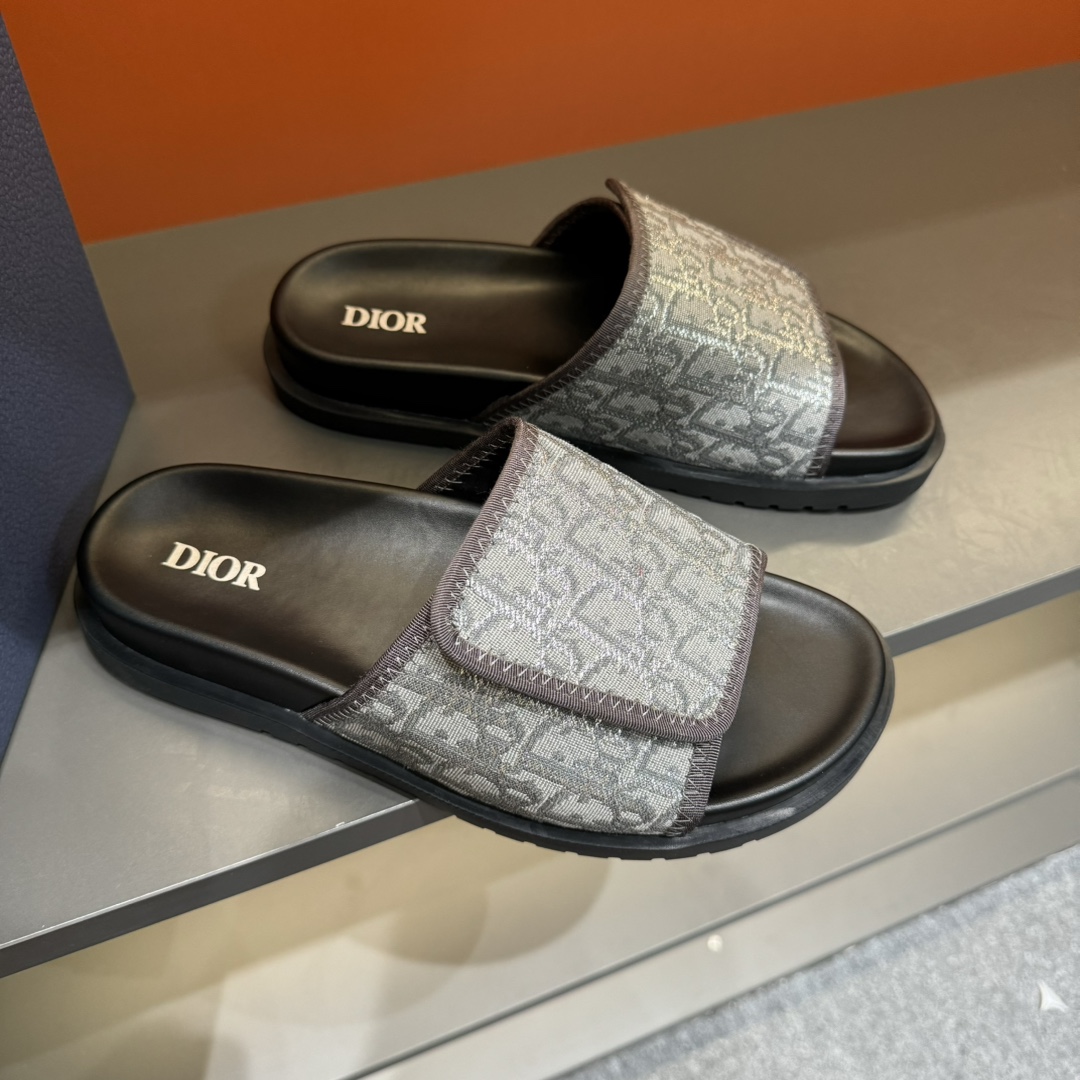 [DIOR] P: Talla: 38-45 Chanclas de verano para hombre de alta gama Dior, con empeine electrobordado 