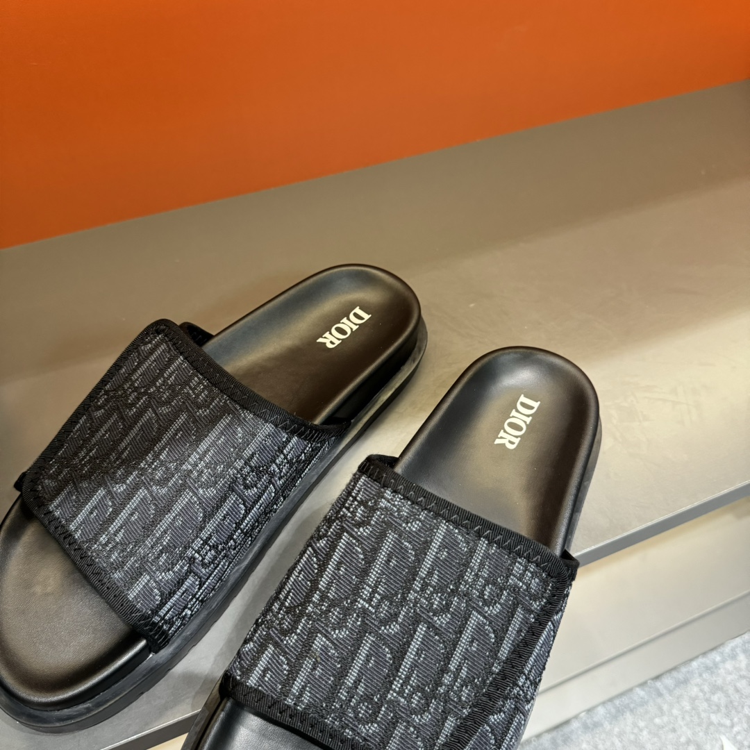 [DIOR] P: Talla: 38-45 Chanclas de verano para hombre de alta gama Dior, con empeine electrobordado 