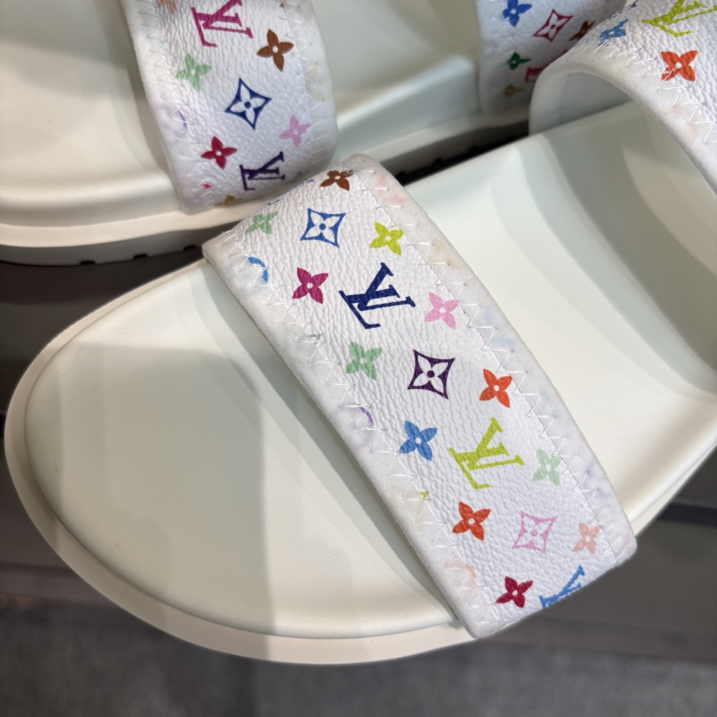 Louis Vuitton Men's Multicolor Monogram Slides Summer Beach Sandals 9 i1745719596742 7967 0 7