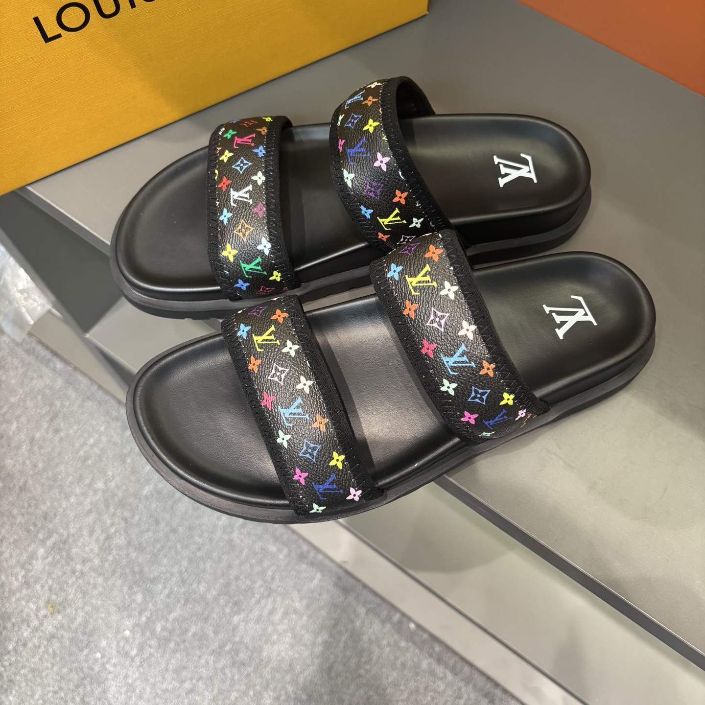 Louis Vuitton Men's Summer Multicolor Monogram Slides Sandals 3 i1745719637575 1124 0 1