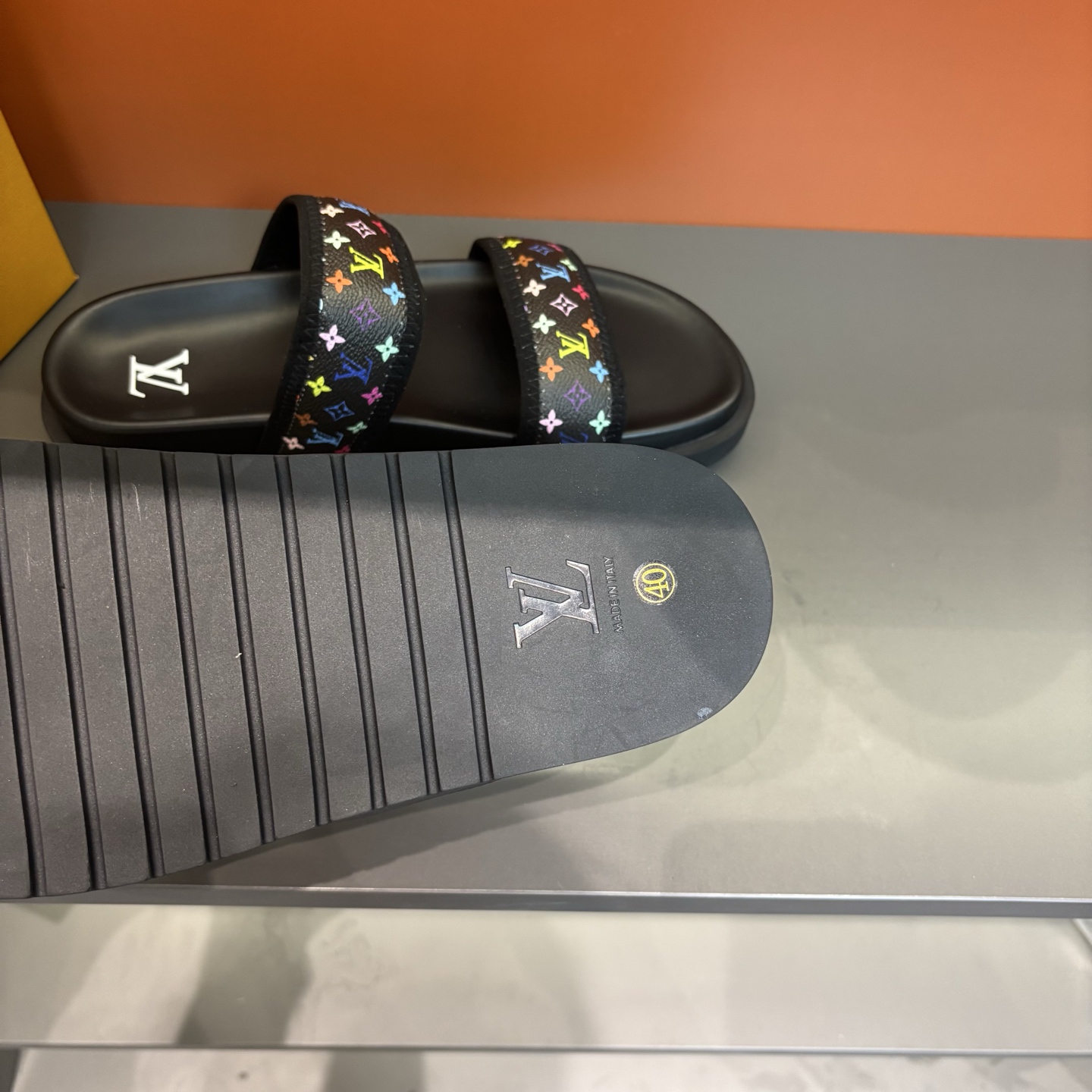 Louis Vuitton Men's Summer Multicolor Monogram Slides Sandals 10 i1745719637624 197 0 8