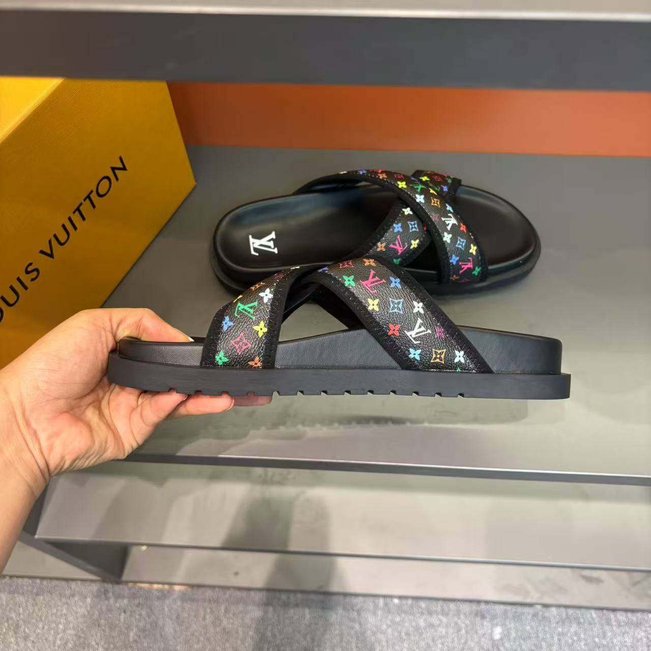 Louis Vuitton Men's Summer Sandals - Classic Monogram & Comfortable Design 8 i1745719723337 4753 0 6