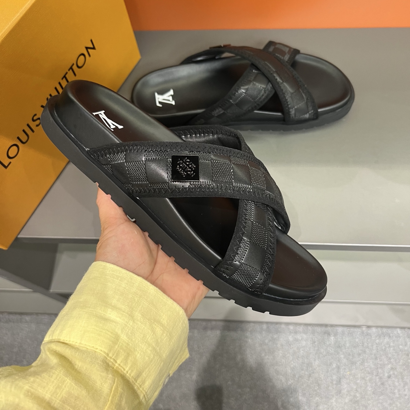 Louis Vuitton Men's Black Summer Sandals Classic Monogram Lightweight Comfort 6 i1747027431949 2572 0 4