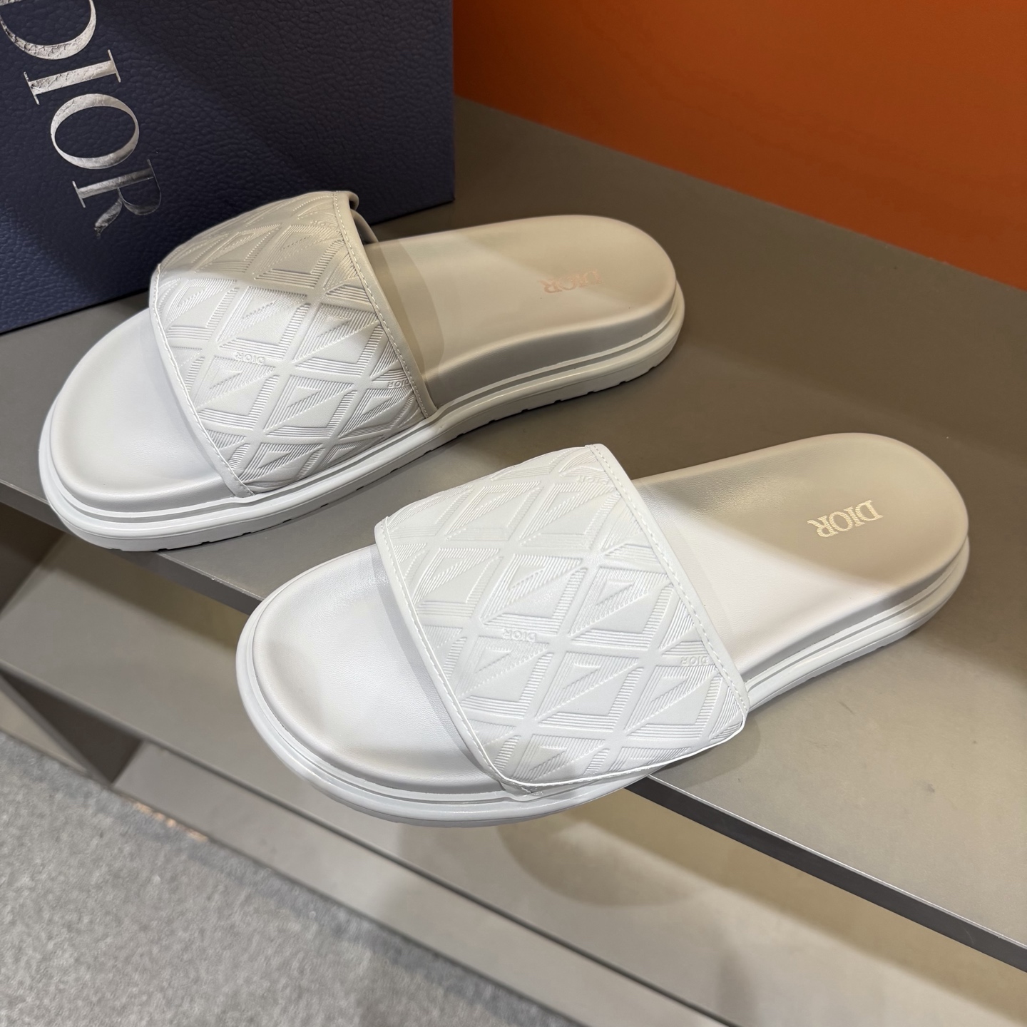 Мужские шлёпанцы Dior