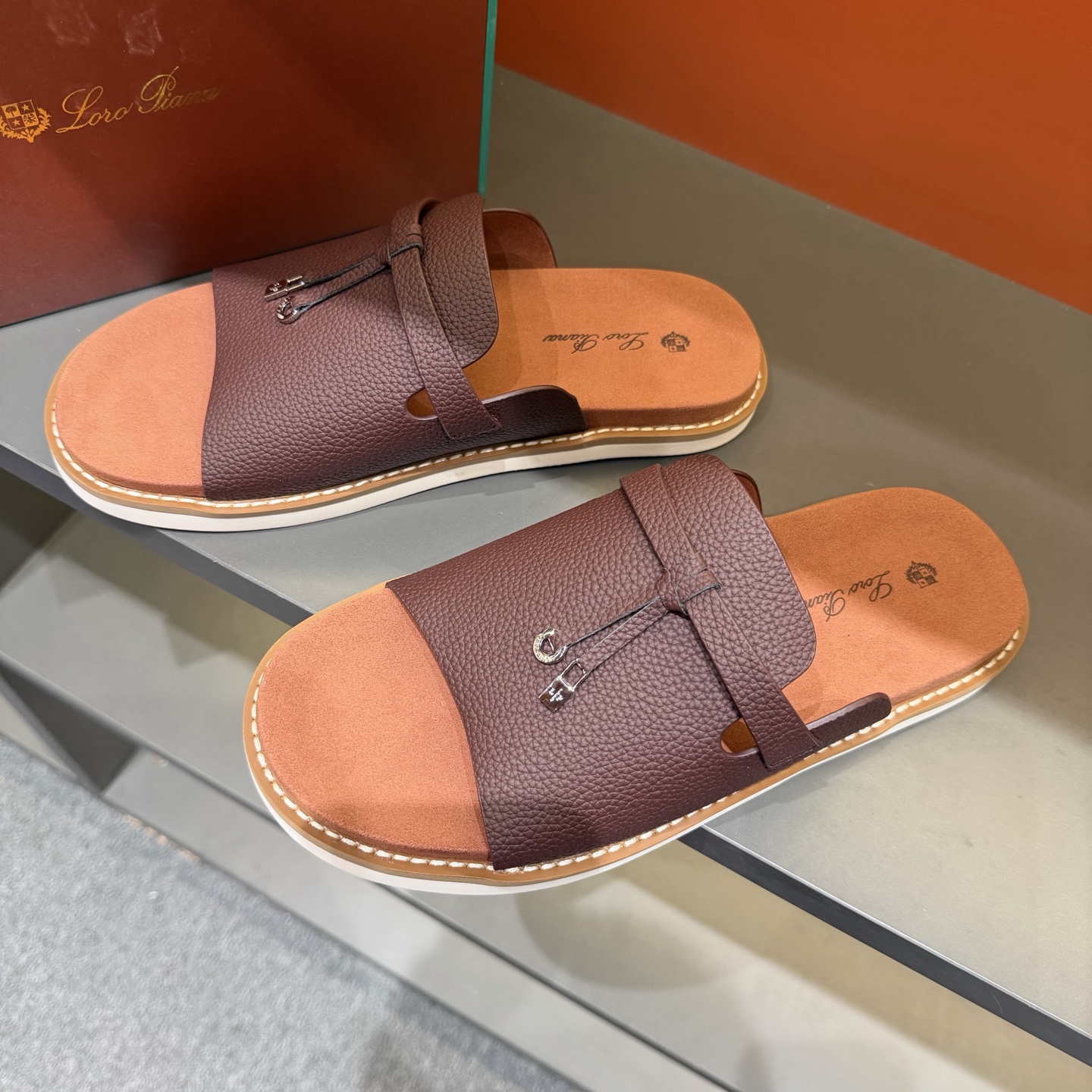 Мужские сандалии Loro Piana Summer Walk с крестообразным ремешком