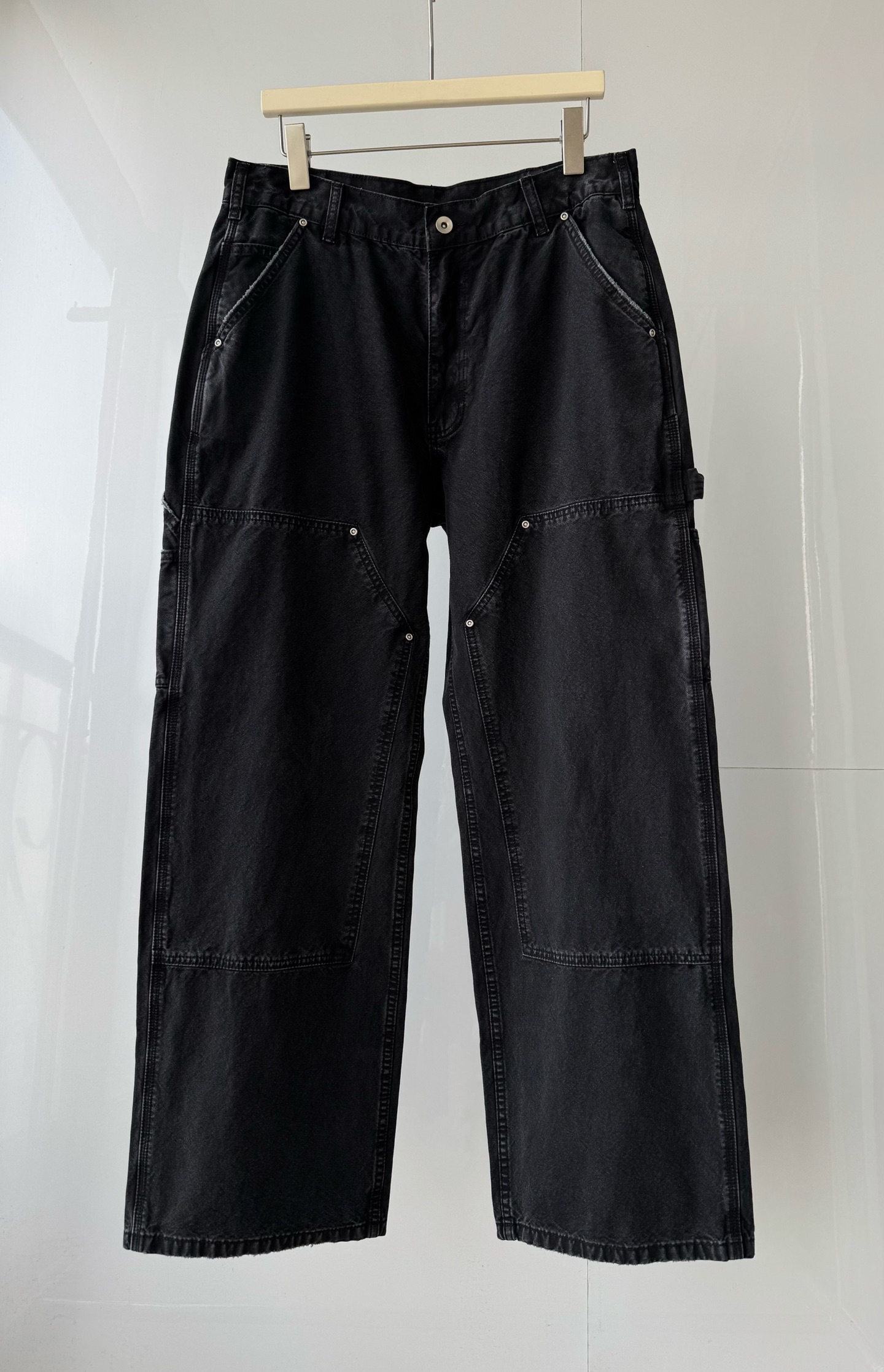 NO:784625,Margiela MM6 new workwear straight-leg jeans, multi-pocket design, washed and distressed black, small digital logo embroidery, straight-leg loose and versatile SMLXL, men's clothing, masion margiela, masion margiela, jeans,19860909马吉拉 MM6新款工装直筒牛仔裤 多口袋设计 洗水做旧黑色 数字小logo刺绣 直筒宽松百搭 SMLXL,男装,masion margiela,masion margiela,jeans,,Women's clothing