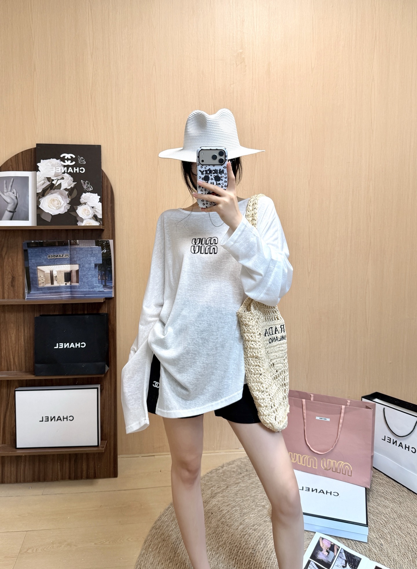 NO:900029,,,19860909,,,Women's clothing
