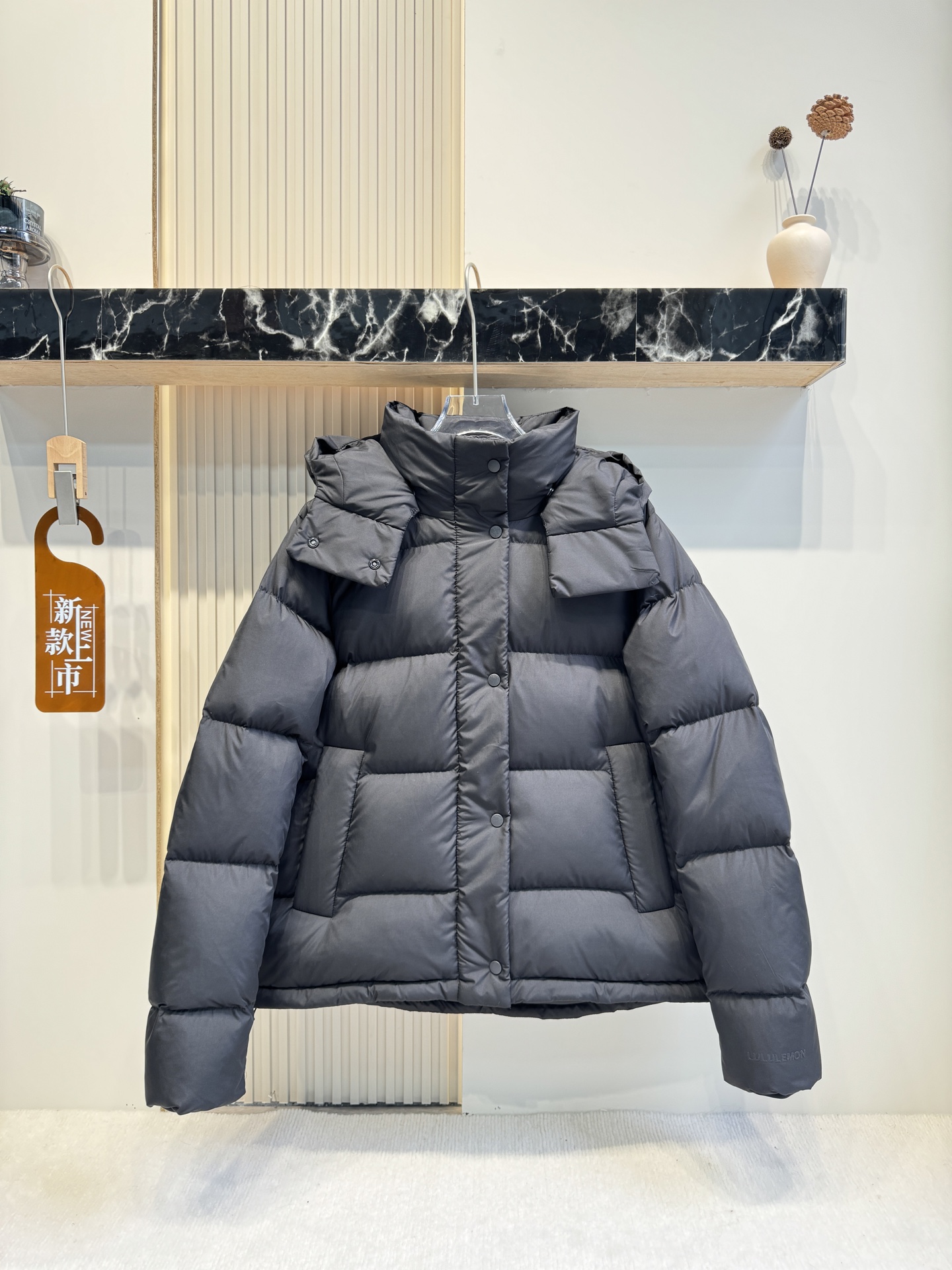 Lululemon Wunder Puff jacket everyday dark gray yoga