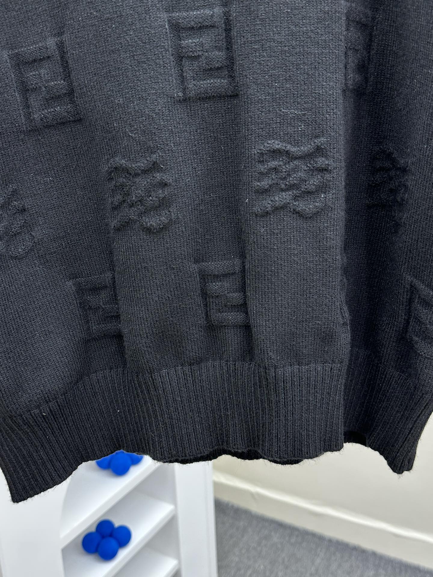 芬迪秋冬新款针织毛衣高端品质专柜版本潮人最爱风格系列撞色拼接设计LOGO图案标志精选优质羊毛混纺针织面料