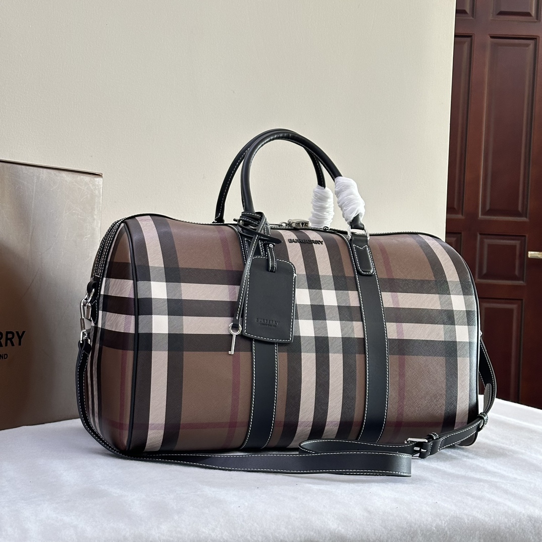 [Burberry Women