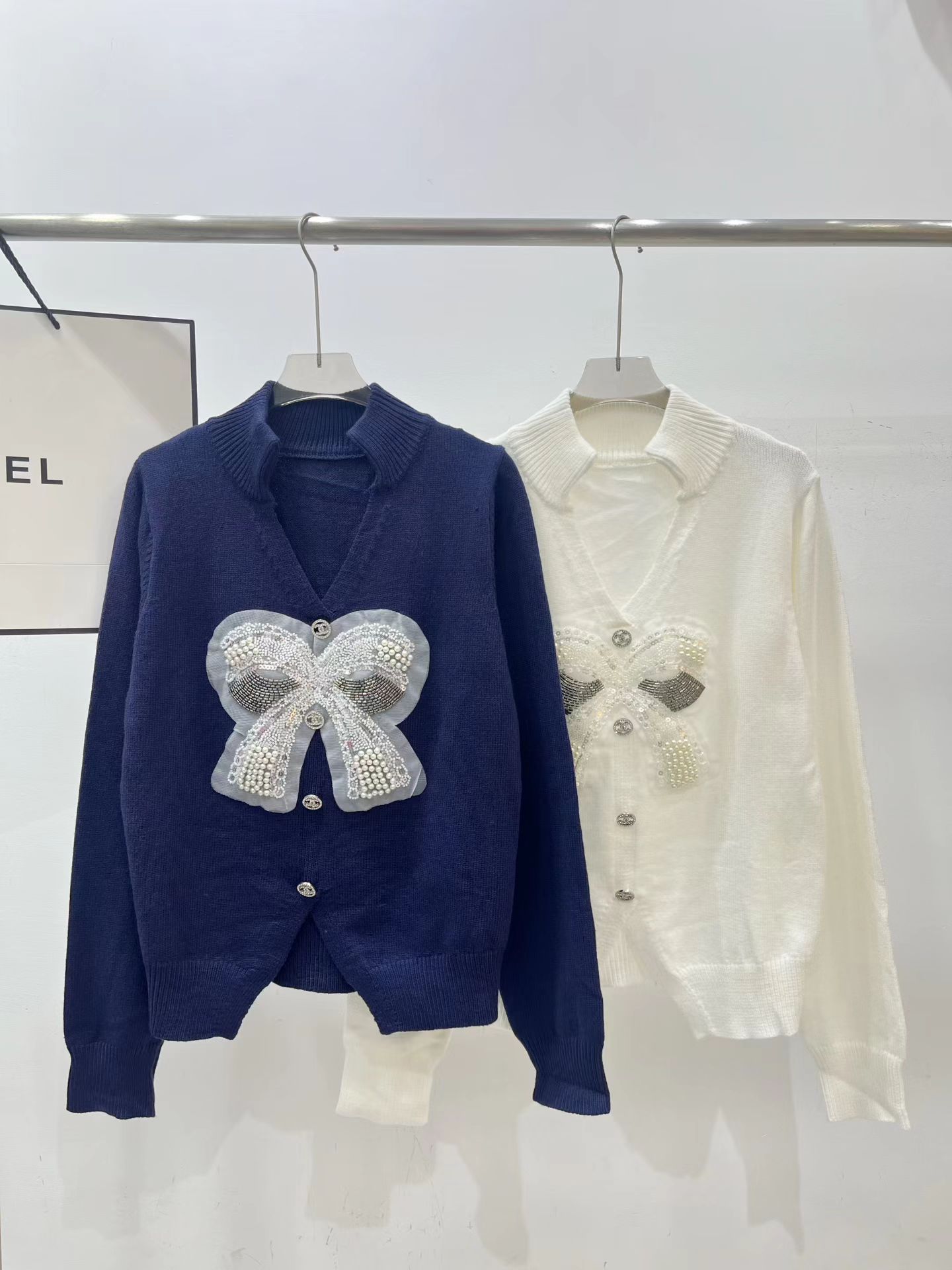 NO:570605,Actual pictures CH*Beaded bow stand collar long sleeves,,alexander wang19860909实拍图CH*穿珠蝴蝶结立领长袖,,alexander wang,Women's clothing