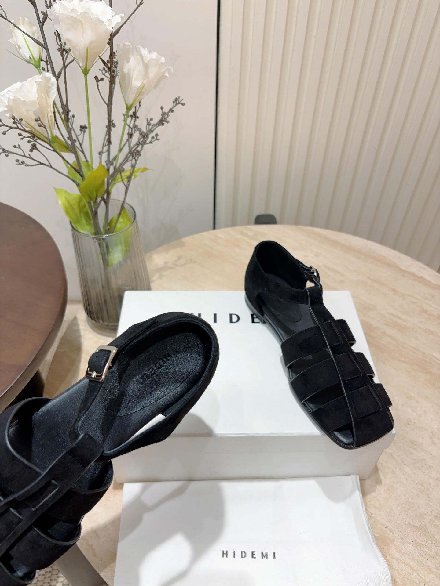Stylish Roman Sandal-Inspired HIDEMI Shoes with Italian Leather Soles (20 words) - 图片 5