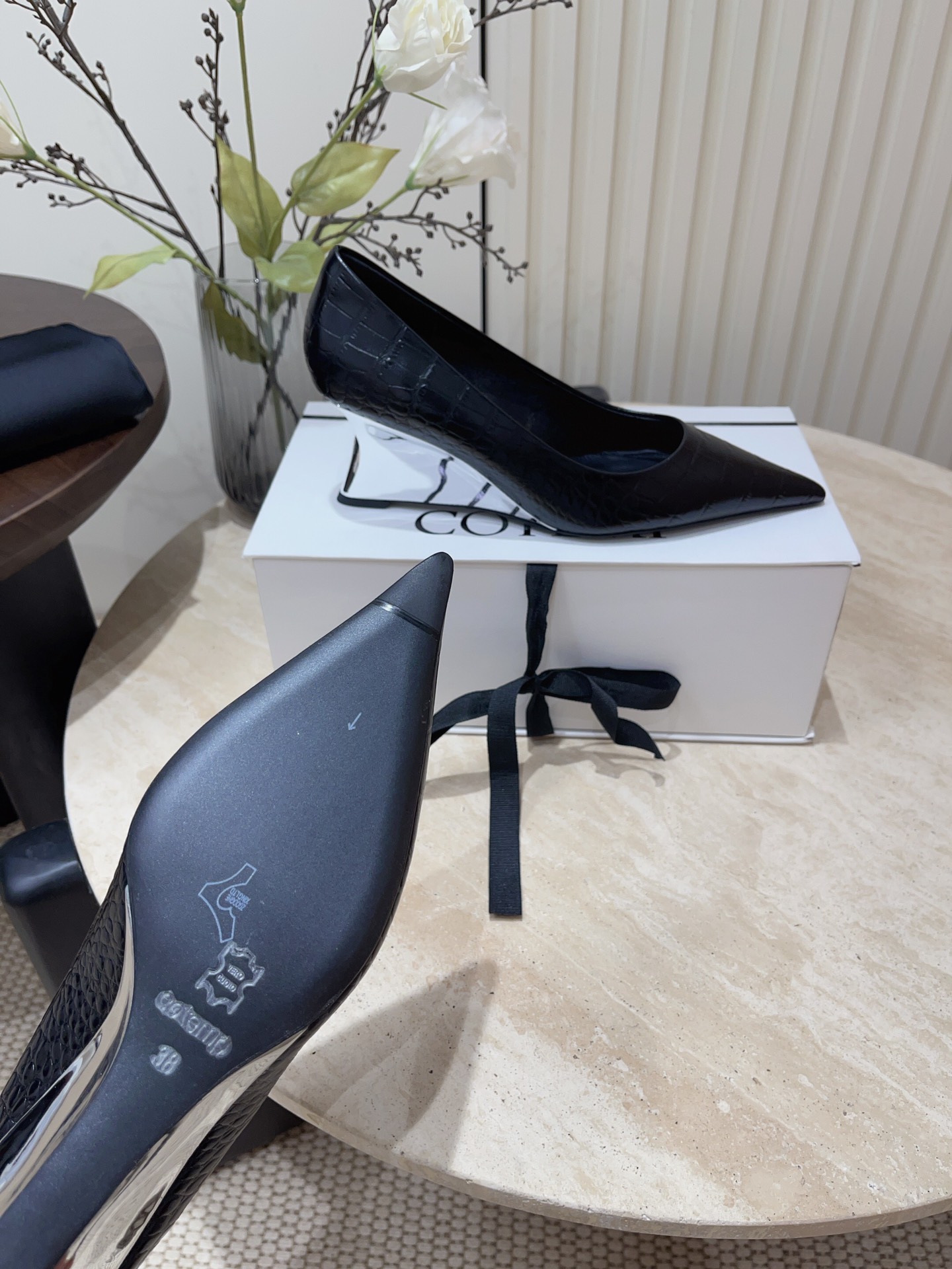 Trendy Pointy Heel Shoes in Original Colored Cattle Skin, Italian Leather Soles - 图片 9