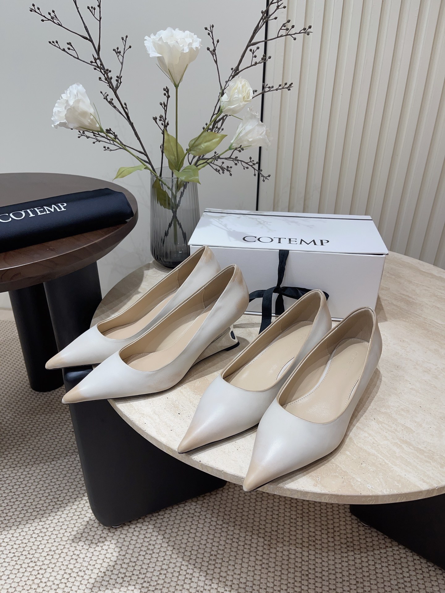 Stylish Pointy Heel Shoes in Original and Rocked Cattle Skin – Details and Sizes - 图片 2