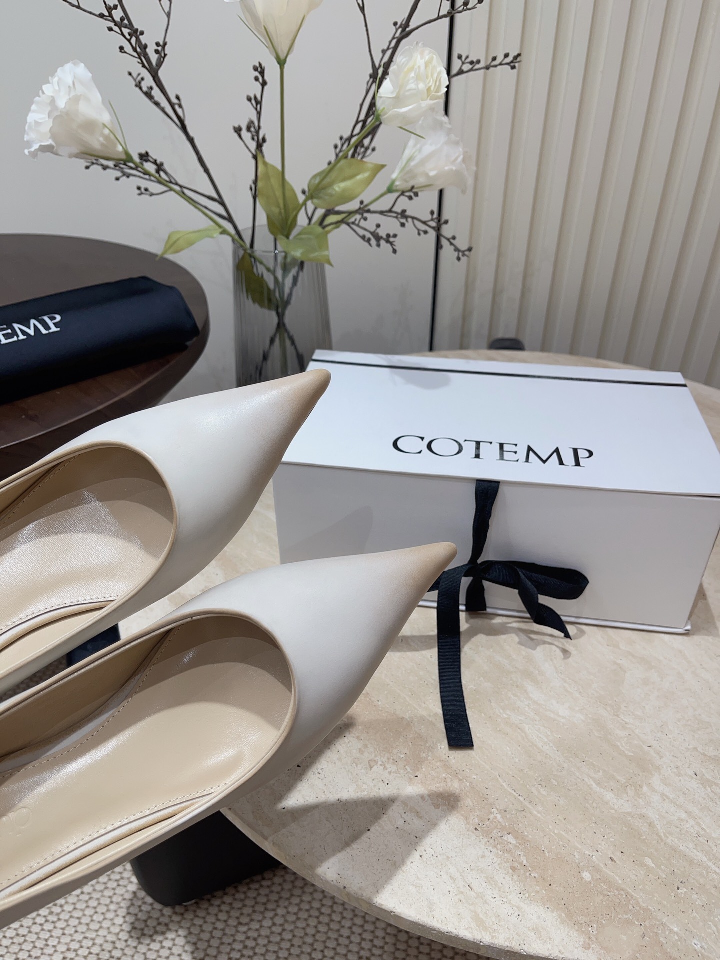 Stylish Pointy Heel Shoes in Original and Rocked Cattle Skin – Details and Sizes - 图片 6