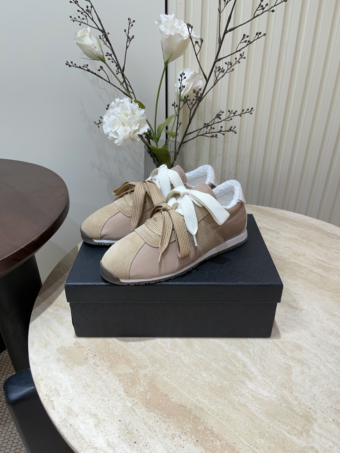 New Ghost Zilong: Onitsuka A55 Fashion Retro Sports Shoes Overview