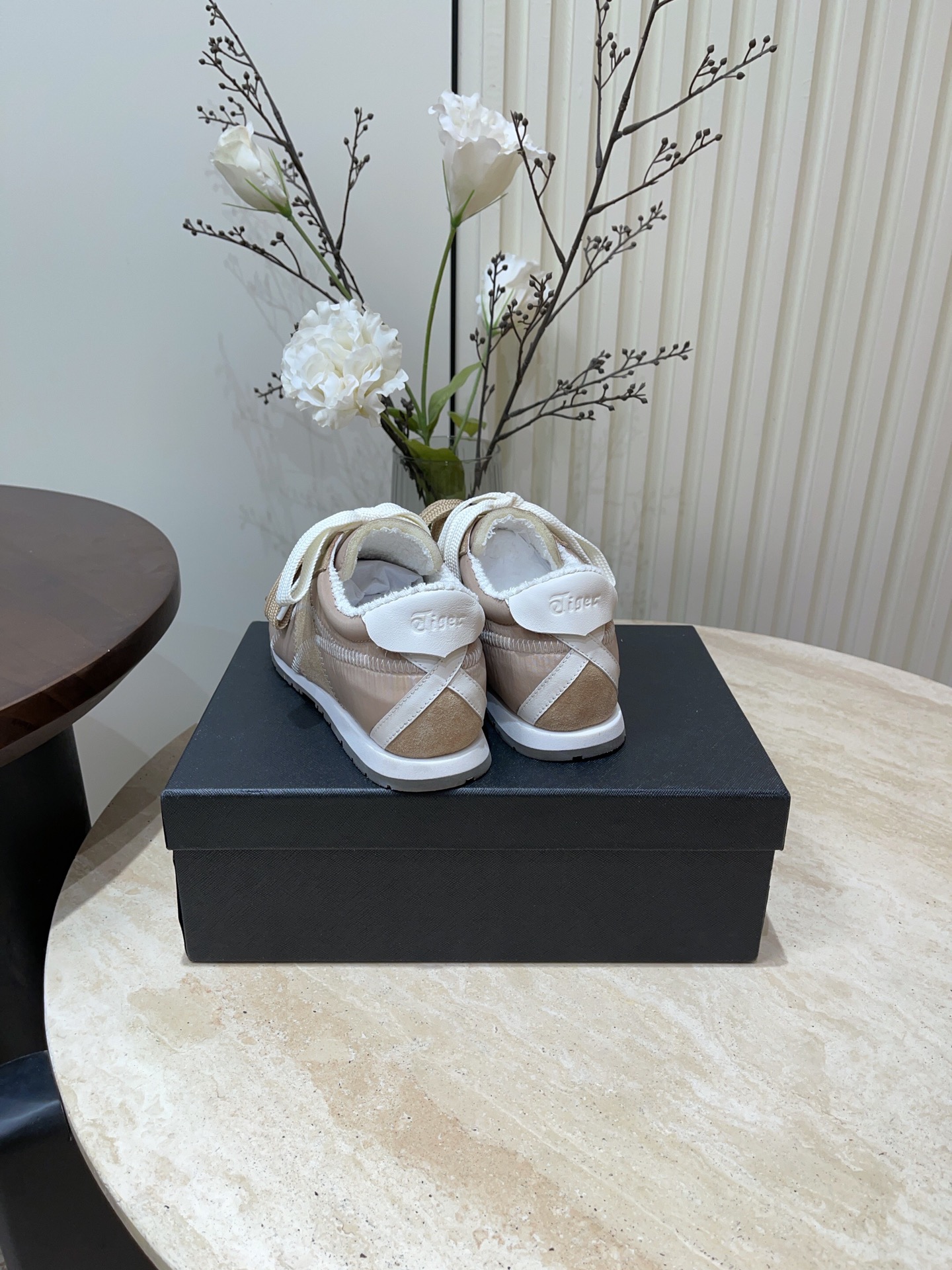 New Ghost Zilong: Onitsuka A55 Fashion Retro Sports Shoes Overview - 图片 4