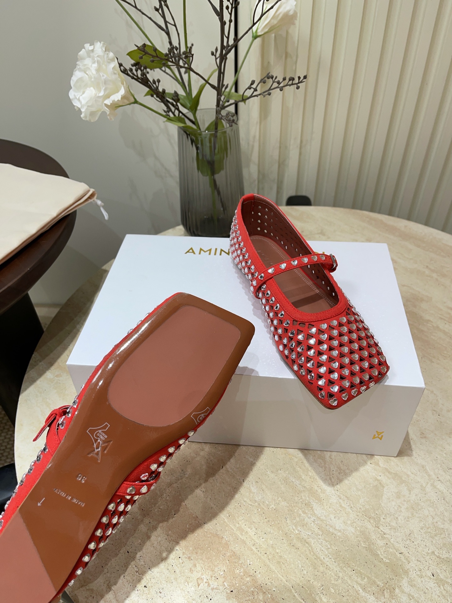 Amina Muaddi: Young Girls, Water Drills, Precious Style in Footwear Collection - 图片 7