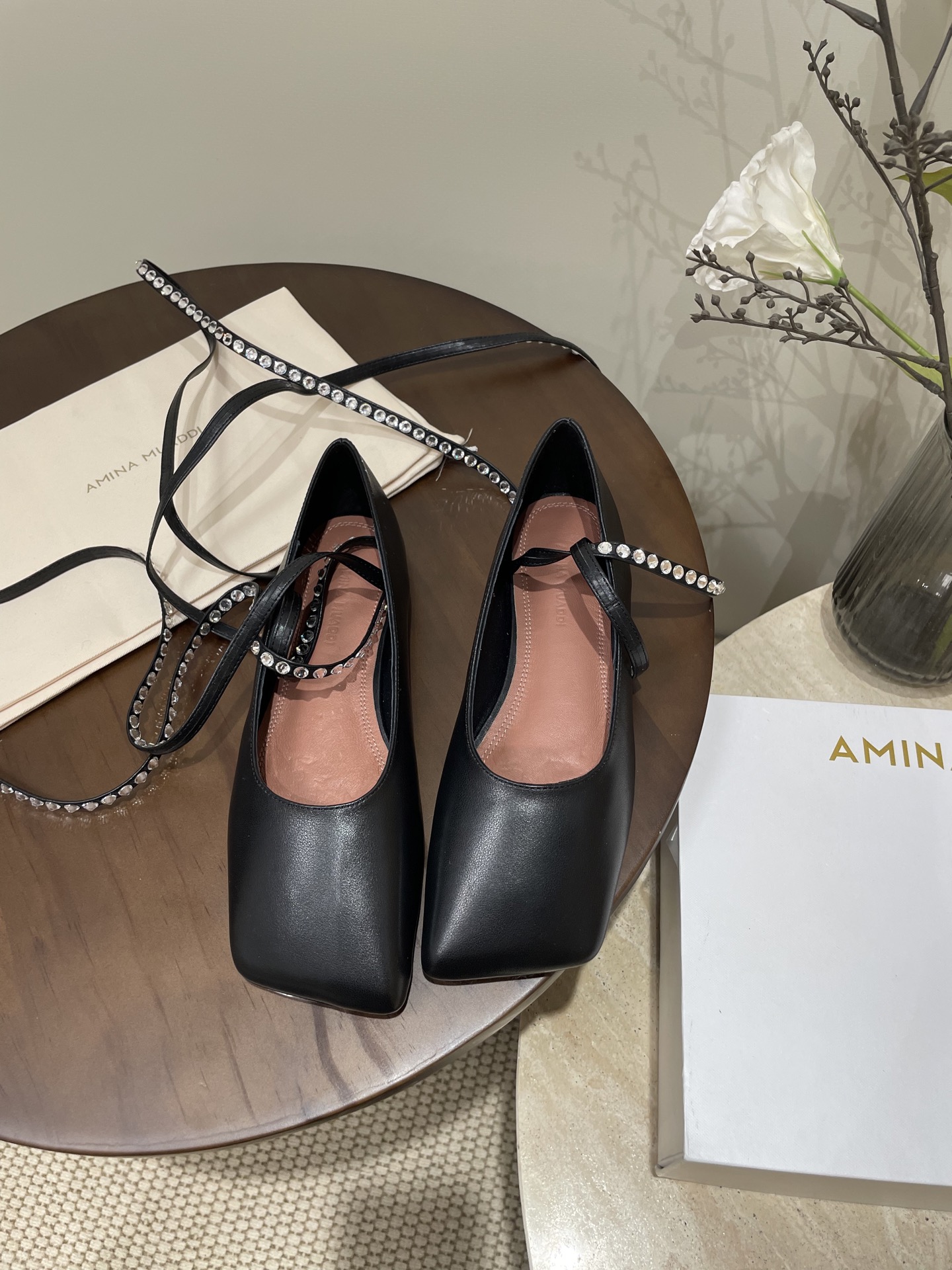 Amina Muaddi’s 25 New French Drilling Belt Ballet Shoes for Spring and Summer - 图片 5