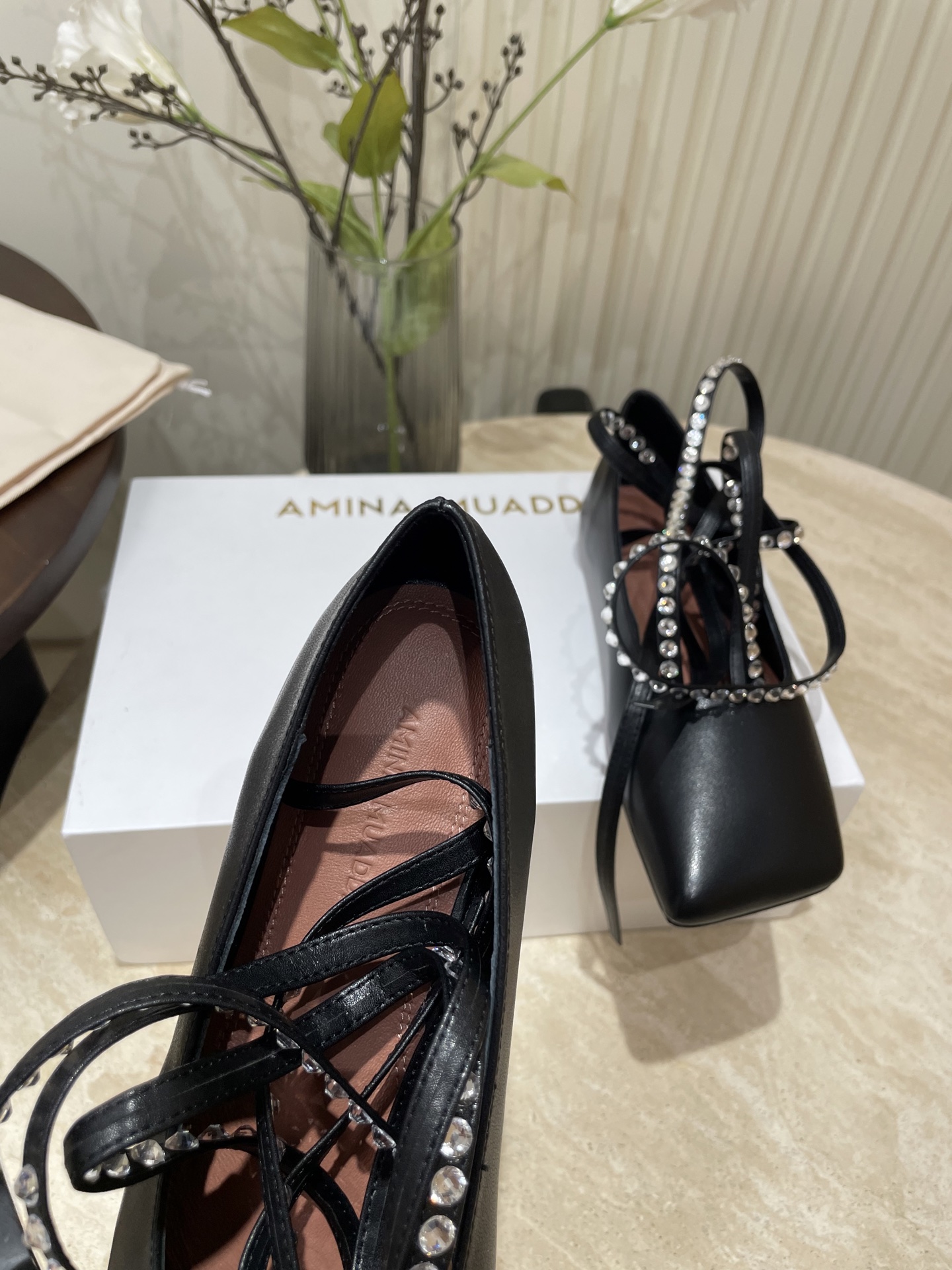 Amina Muaddi’s 25 New French Drilling Belt Ballet Shoes for Spring and Summer - 图片 7