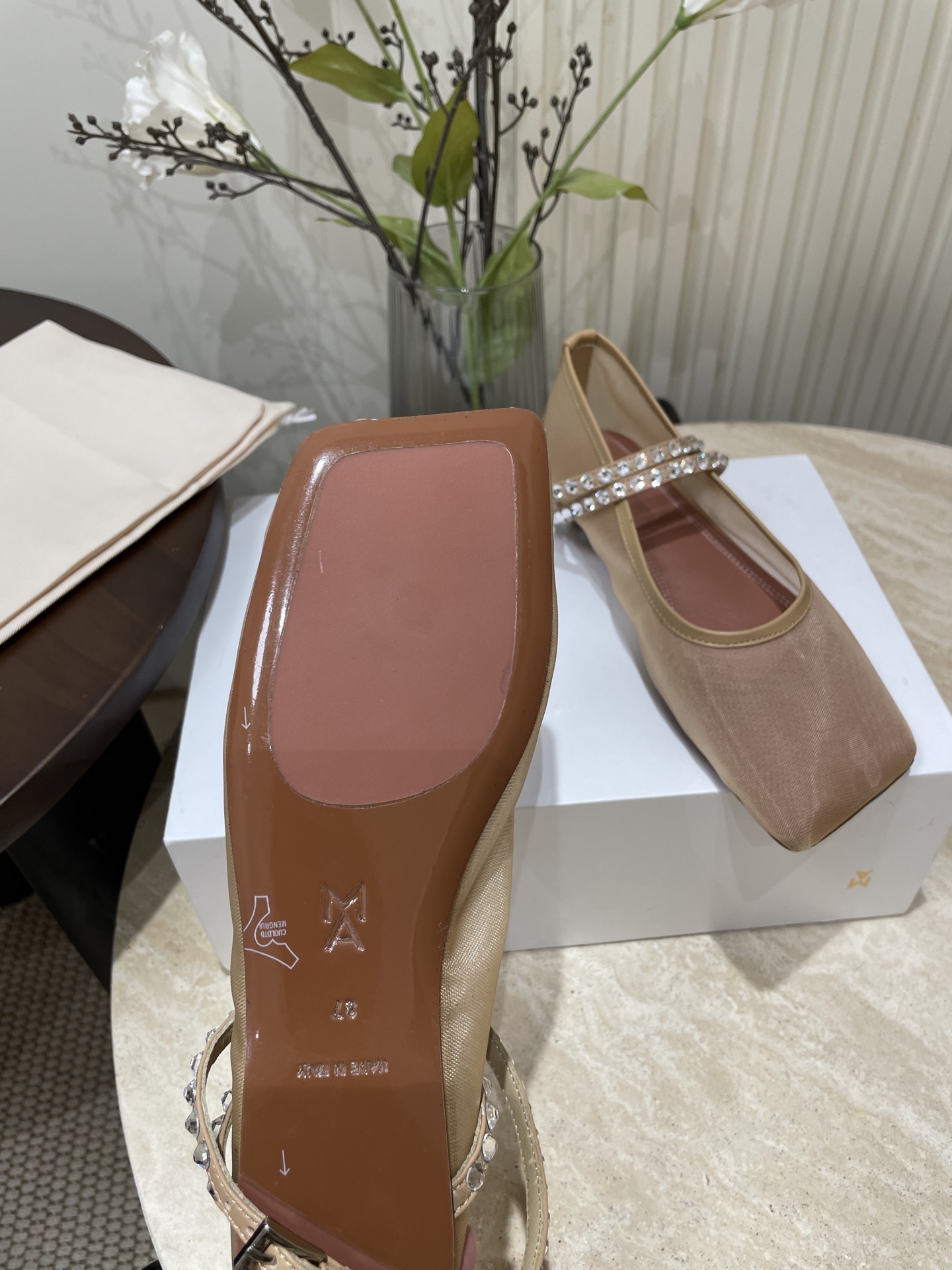 Amina Muaddi French Water-Drilling Ballet Shoes for Spring and Summer Collection - 图片 9