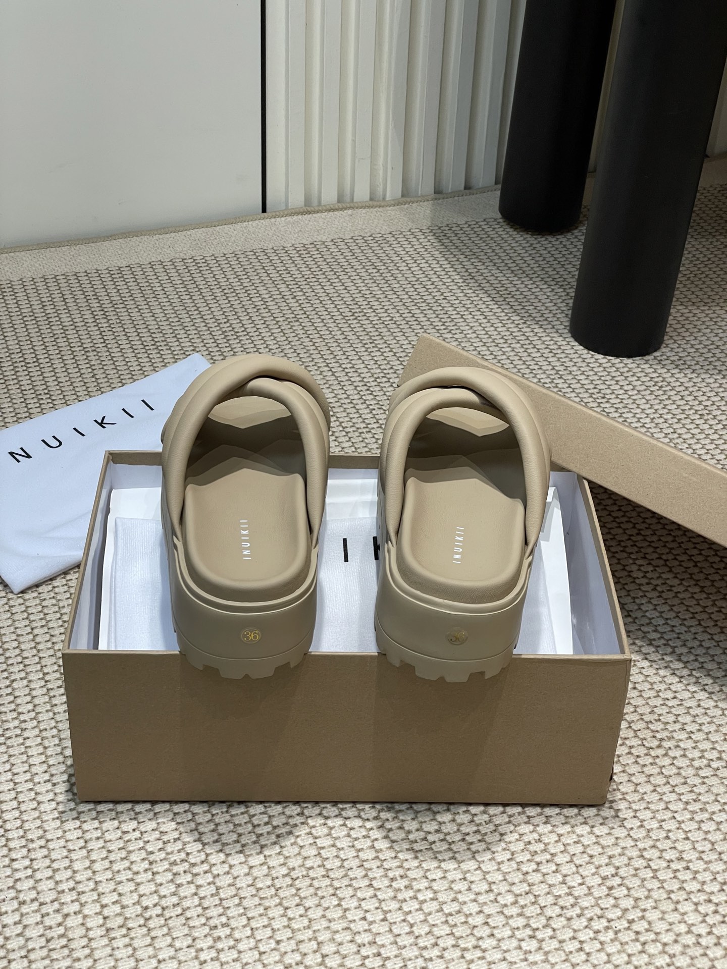 INUIKII 2025 Spring/Summer Collection: Imported Sheep-Skin Shoes for Fashionable Comfort - 图片 9