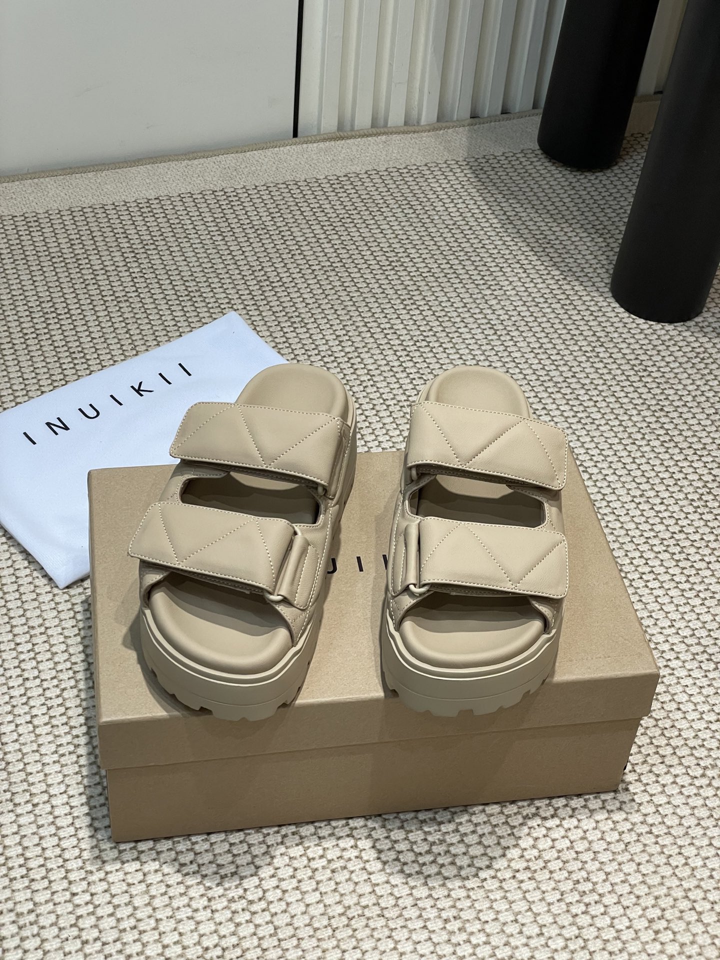 INUIKII 2025 Spring & Summer Sheep-Skin Shoes: Comfortable, Fashionable, Durable. - 图片 2