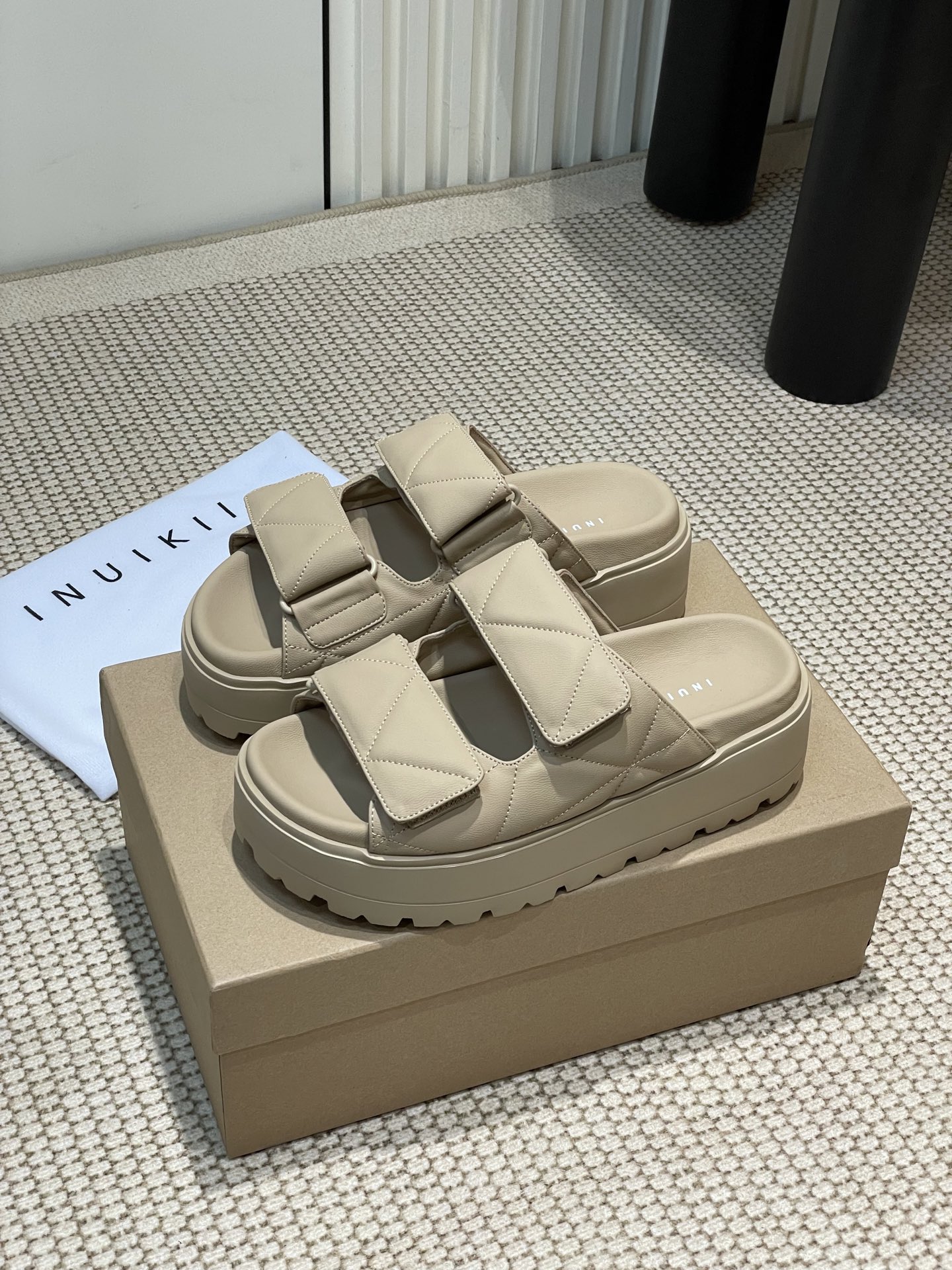 INUIKII 2025 Spring & Summer Sheep-Skin Shoes: Comfortable, Fashionable, Durable.