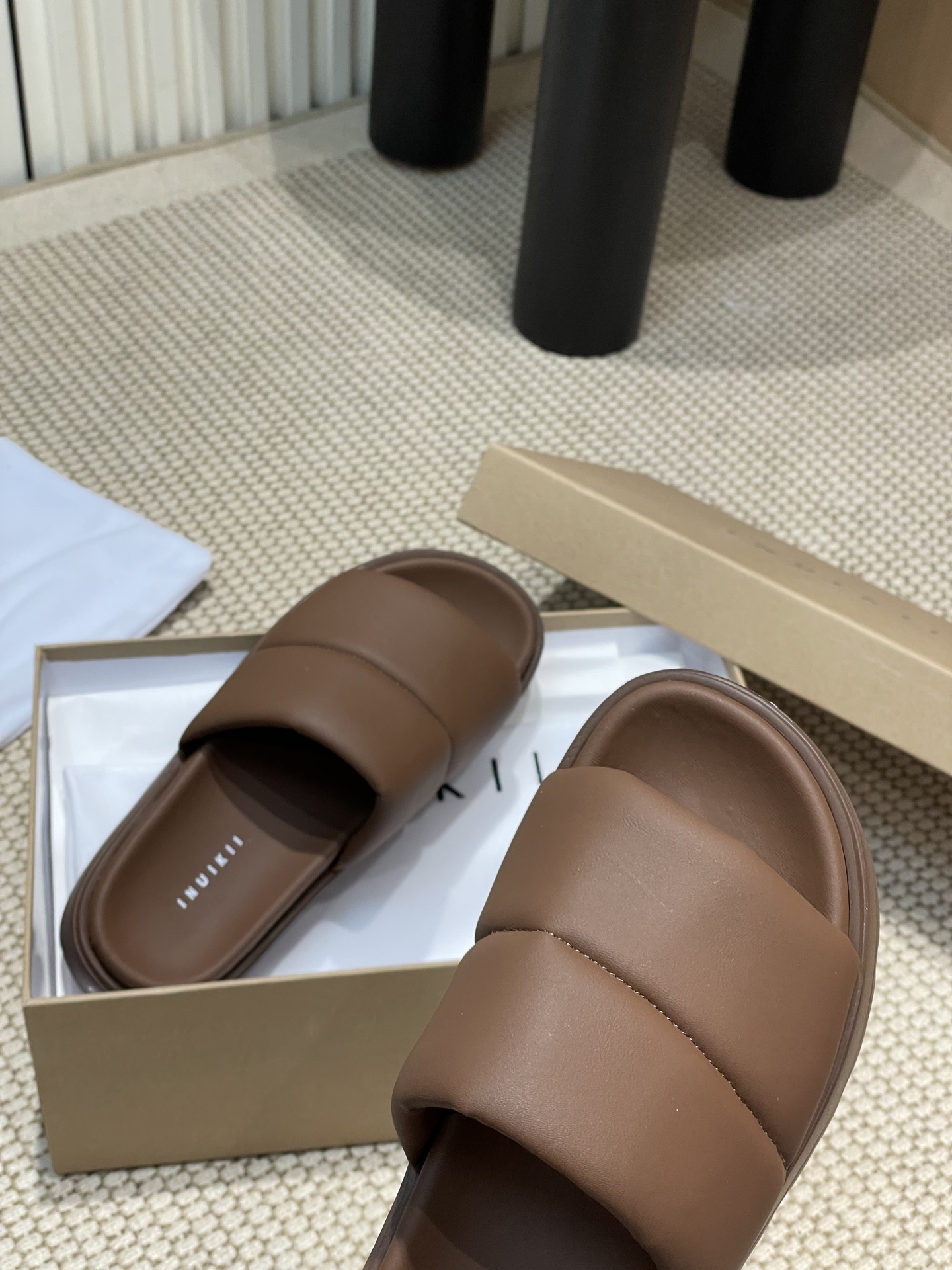 INUIKII 2025 Spring & Summer Collection: Imported Sheepskin Shoes for Ultimate Comfort & Style - 图片 7
