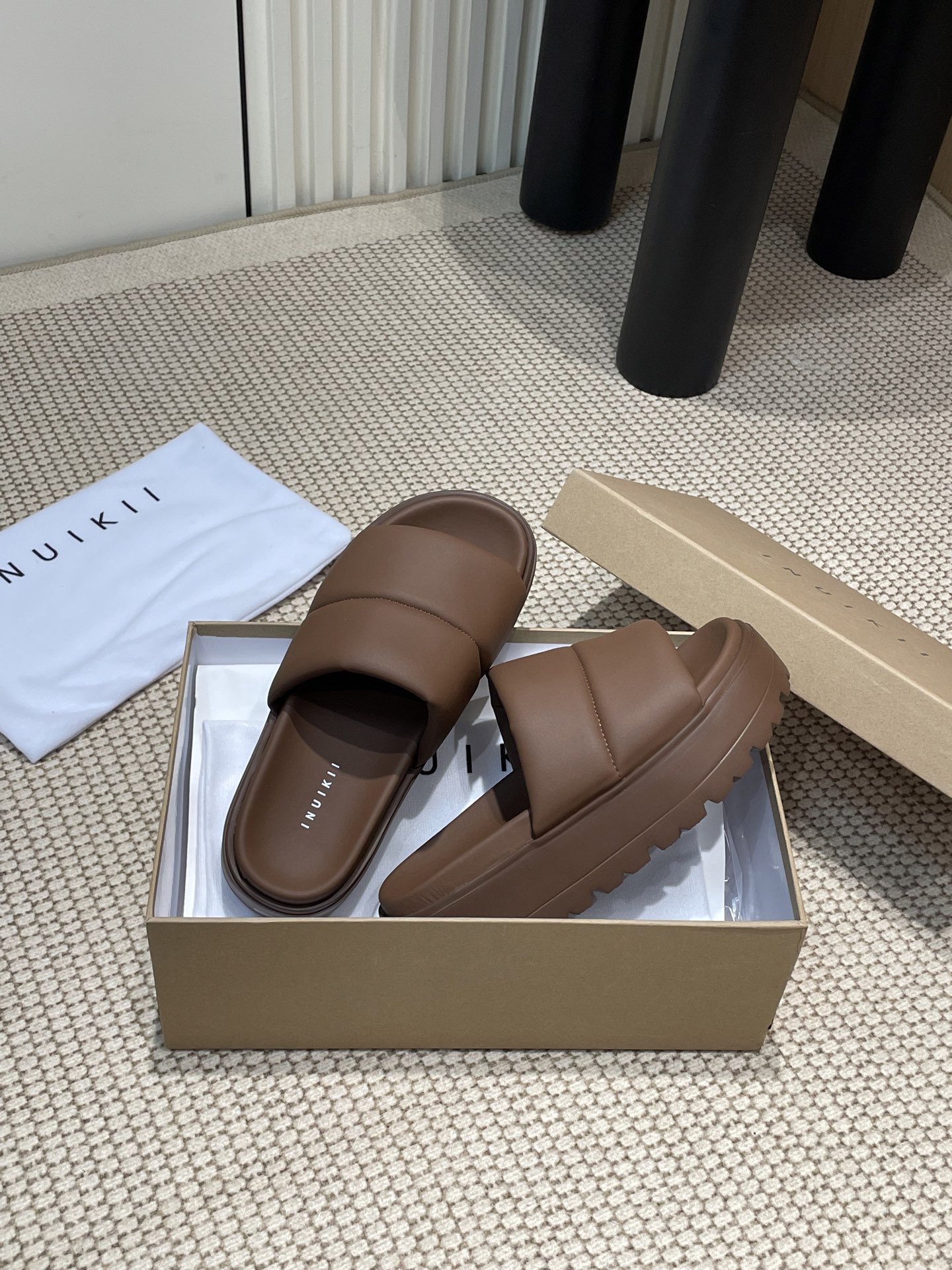 INUIKII 2025 Spring & Summer Collection: Imported Sheepskin Shoes for Ultimate Comfort & Style - 图片 4