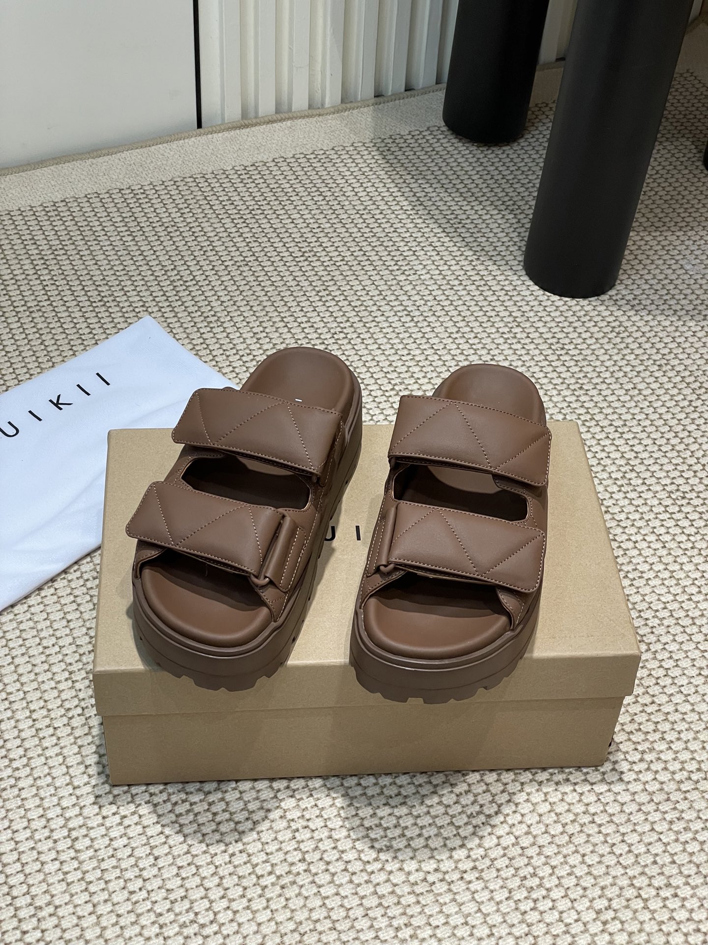 INUIKII 2025 Spring and Summer Sheepskin Shoes: Comfortable, Stylish, and Durable
