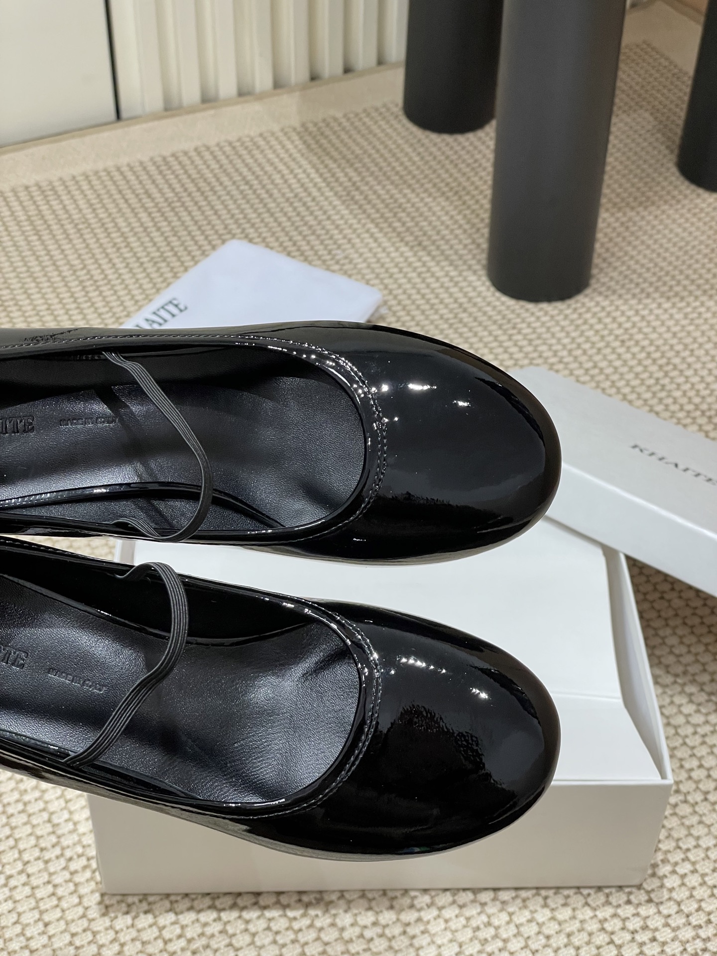 Khaite 25ss Mary Jane’s Heels: Elegant and Comfortable Galactic Style Statement - 图片 8