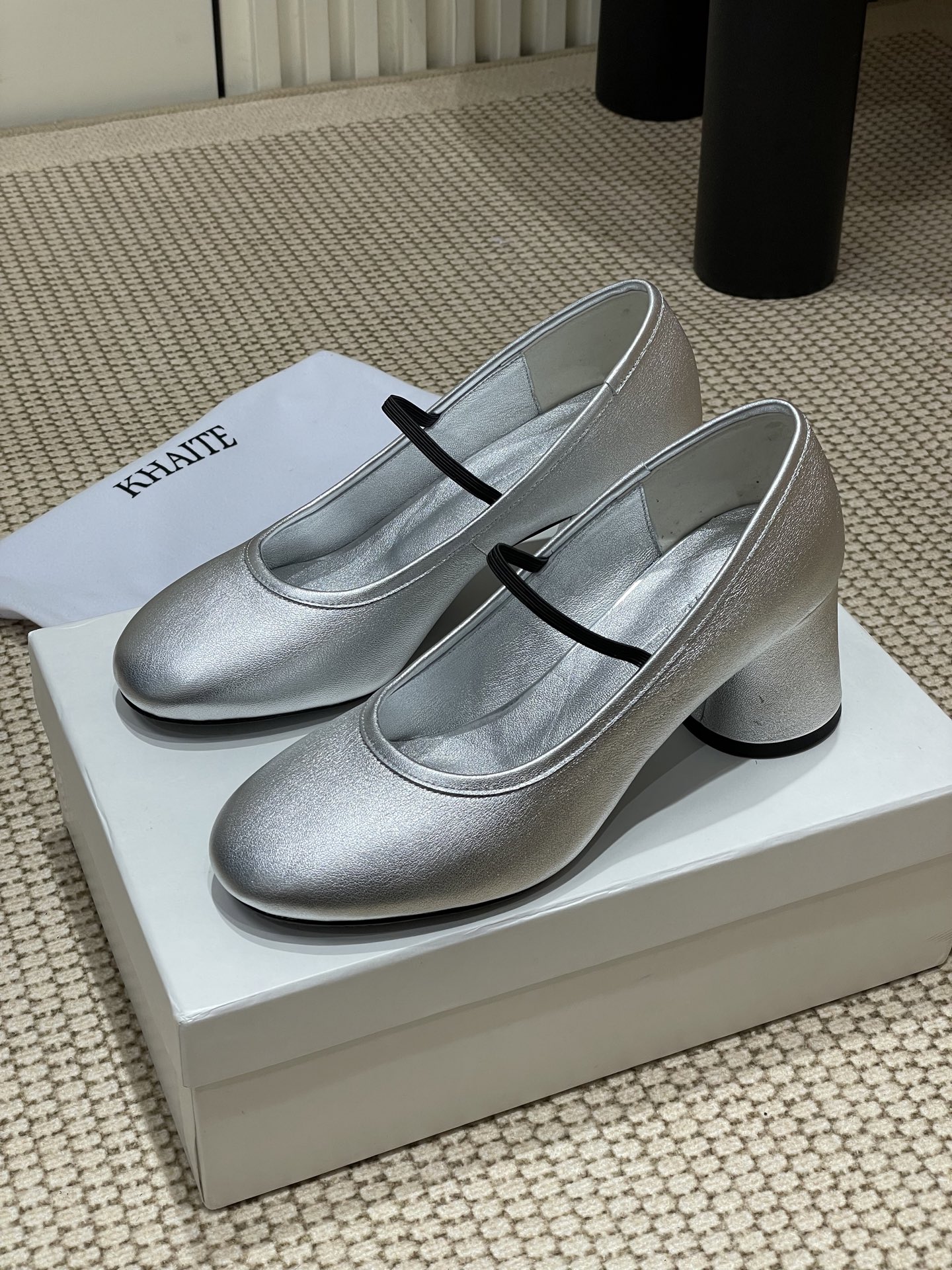 Khaite 25SS Mary Jane Heels: Fresh, Chic, and Versatile Galactic Stars.