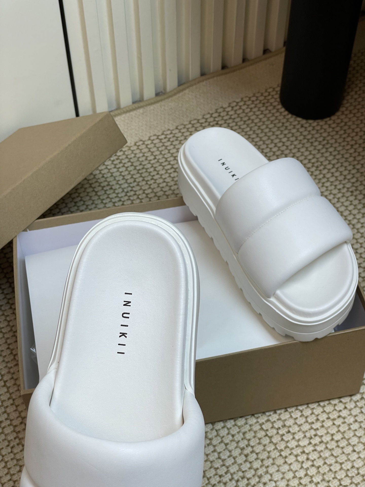 INUIKII 2025 Spring & Summer Collection: Imported Sheep-Skin Shoes for Comfort and Style - 图片 7