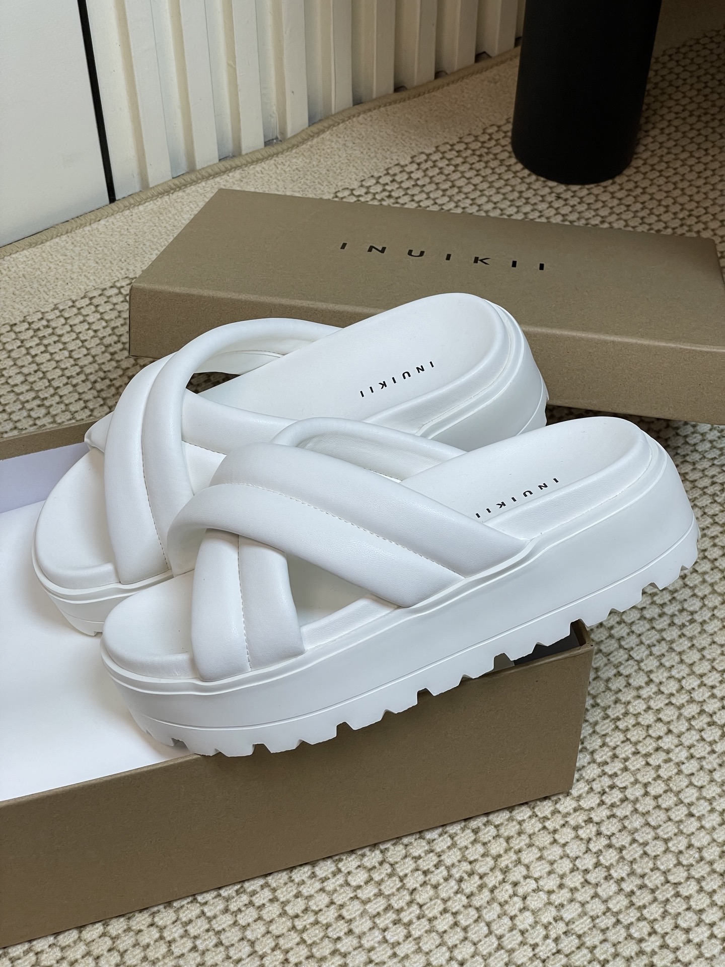 INUIKII 2025 Spring and Summer Shoe Collection: Imported Sheepskin, Extreme Comfort, Elegant Design - 图片 4