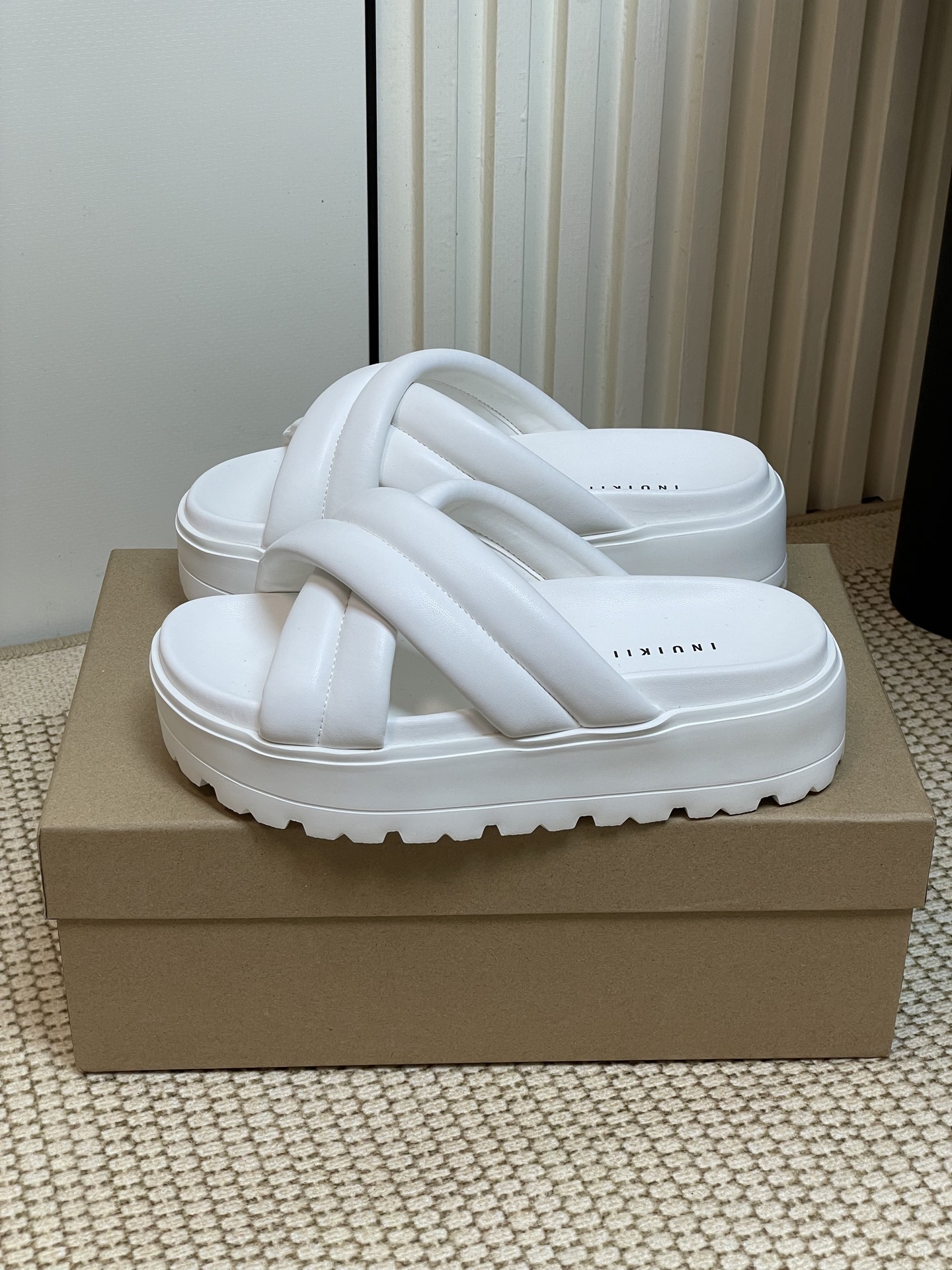 INUIKII 2025 Spring and Summer Shoe Collection: Imported Sheepskin, Extreme Comfort, Elegant Design - 图片 3