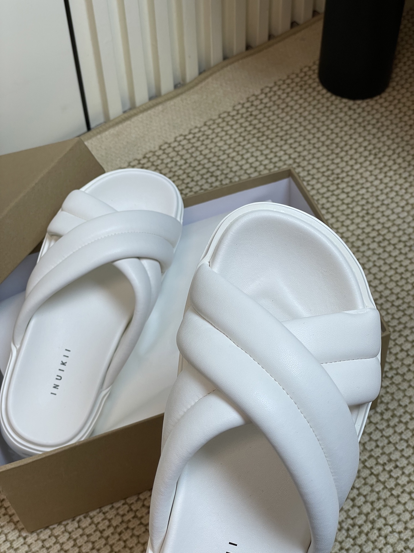INUIKII 2025 Spring and Summer Shoe Collection: Imported Sheepskin, Extreme Comfort, Elegant Design - 图片 7