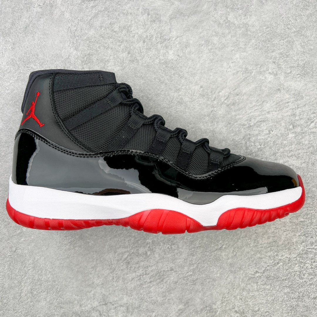 图片[6]-＃KZ神版 Air Jordan AJ11 Retro High 高帮系列 市场中端王者 耗时半年巨作 全套原纸板楦头开发 确保原汁原味 完美呈现11代版型 此版本只针对中端市场 皮料材质有所更替 其他数据细节工艺流程均保持一致绝不口嗨 细节品控鞋型随意秒杀市面3XX 原楦原档案数据开模打造 原厂中底拉帮钢印 原厂进口漆皮 防冻不开裂 原装鞋撑 水晶大底正确色度色泽 原楦原数据刺绣 原厂车缝走线及对位 毫厘不差 飞人logo采用原数据电脑刺绣 原装正品碳纤维真实碳板 增强抗扭 原内标 原盒标 正确官方原盒 防氧化水晶外底 原厂配套全掌solo气垫 进口港宝加持 后跟自然饱满 全鞋荧光划线卡点 追求极致完美 每一双都是工艺品 多重QC质检 超越公司货的品控标准 实实在在的免检产品 尺码：36 36.5 37.5 38 38.5 39 40 40.5 41 42 42.5 43 44 44.5 45 46 47.5-选品中心