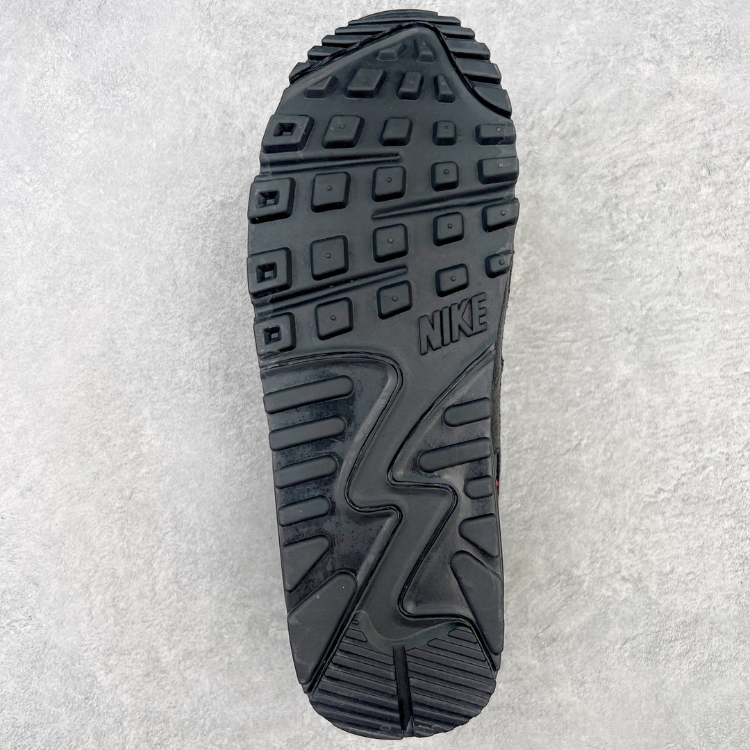 图片[9]-＃MX版 NK Air MAX 90 气垫复古减震跑步鞋 DC9388-002 经典重温 独家陆续补货 外单专供大厂出品 品质稳定 一百余色 终端操作 Air Max 90于1990年推出 来自Air Max系列 在Air Max 1的基础上改进而得 增加了气垫面积 外型上也更为流线 最特別的就是加入了菱纹塑胶嵌板 为Air Max 90增添了许多潮流气息 皮革鞋面 造就出色耐穿性和支撑力 Max Air缓震配置搭配泡棉中底 令Air Max 90轻盈而舒适 华夫格橡胶外底 铸就Air Max 90非凡的抓地力 而Air Max 90不仅是一双跑鞋 它成功跨越了时间的演进 成为了球鞋文化与潮流圈中最熟为人知的鞋款之一 尺码：36 36.5 37.5 38 38.5 39 40 40.5 41 42 42.5 43 44 44.5 45-选品中心